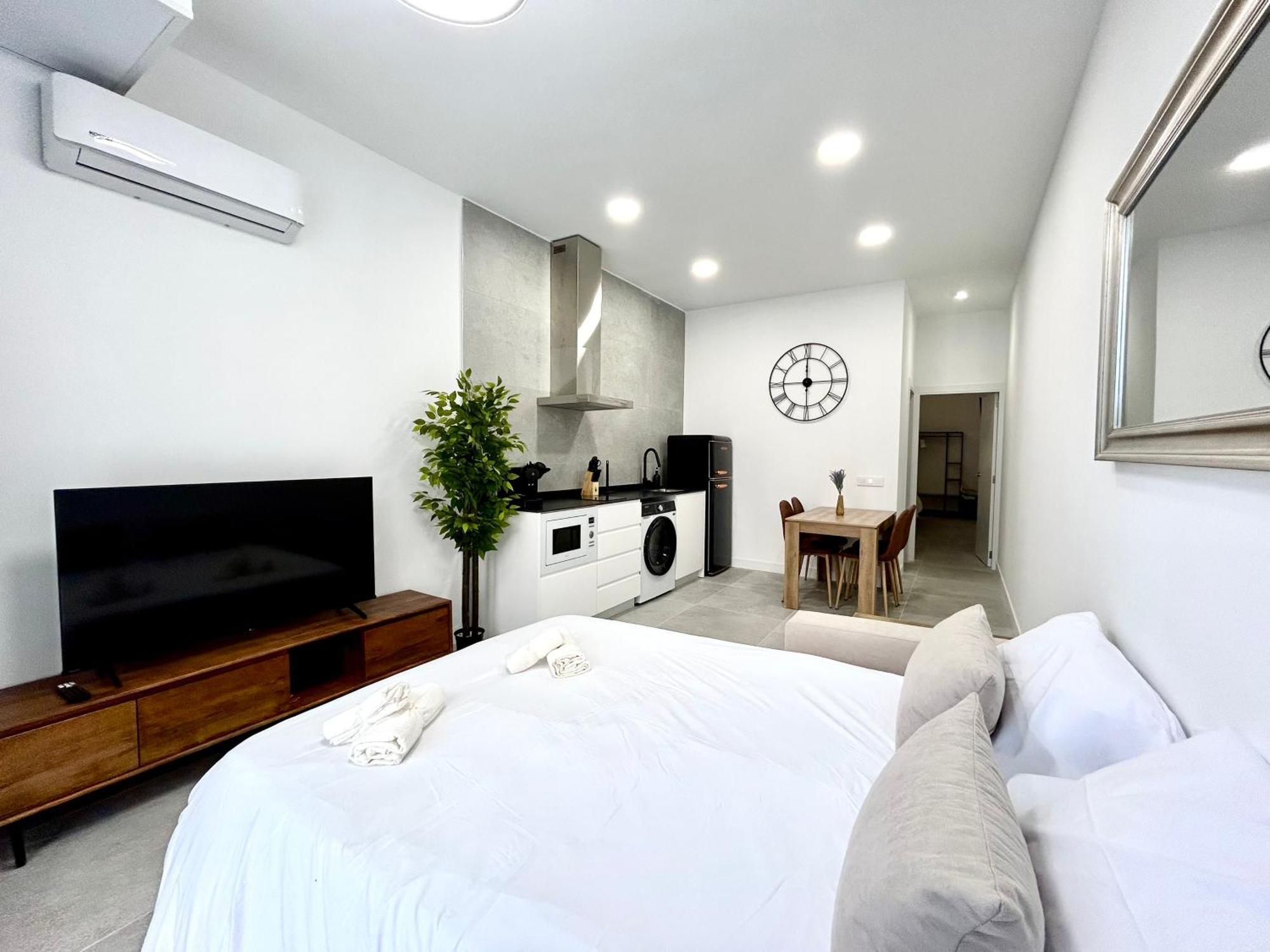 Urban Escape Comfort Meets Luxury, 4 Ppl Valencia
