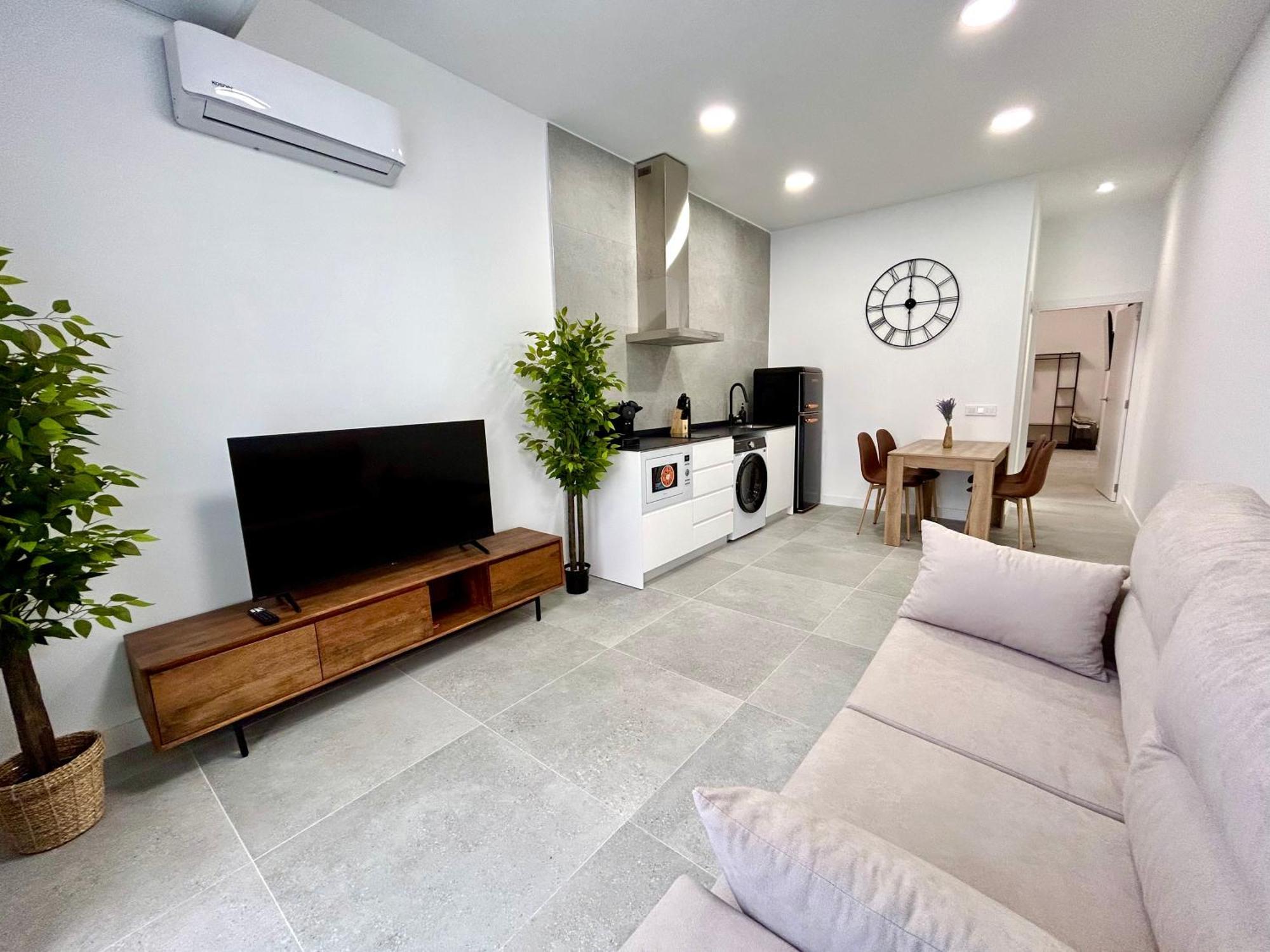 Urban Escape Comfort Meets Luxury, 4 Ppl * Valencia