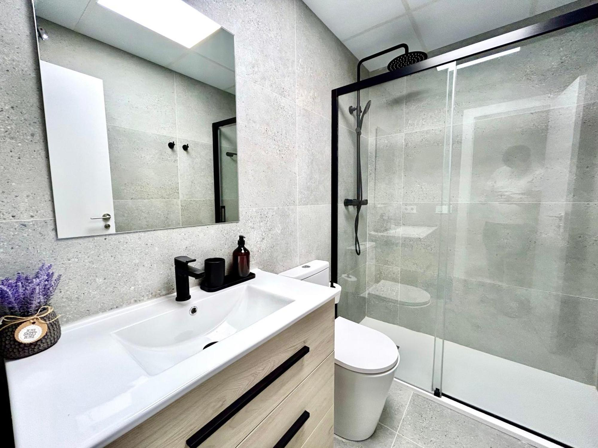 Urban Escape Comfort Meets Luxury, 4 Ppl Apartamento Valencia