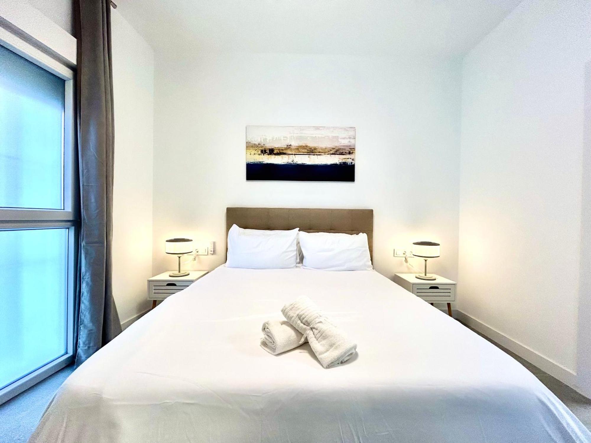 Strategic Stay-unlock Valencia's Best-kept Secret Apartamento