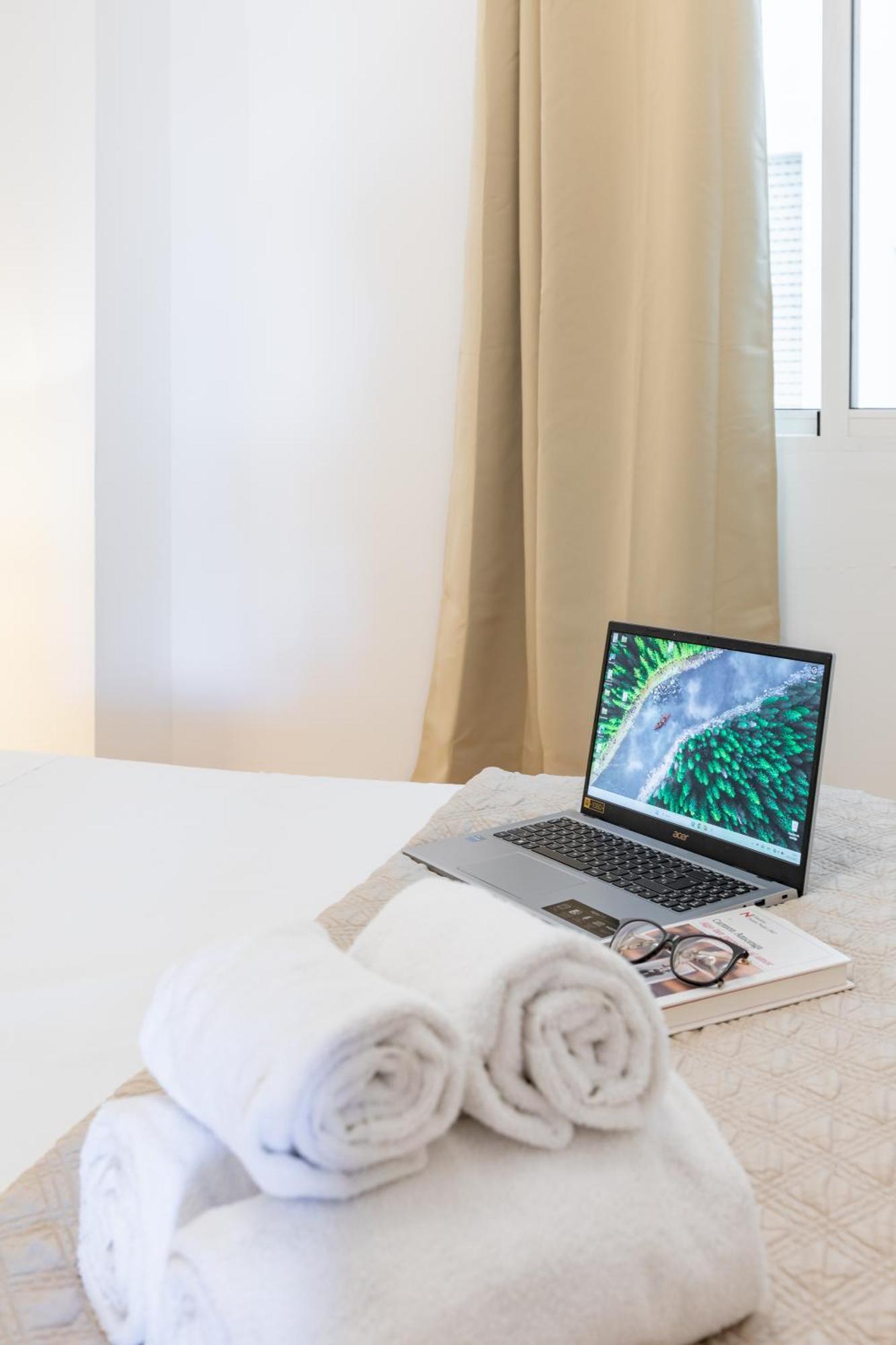 Apartamento Travel Habitat Torres De Serrano Valencia