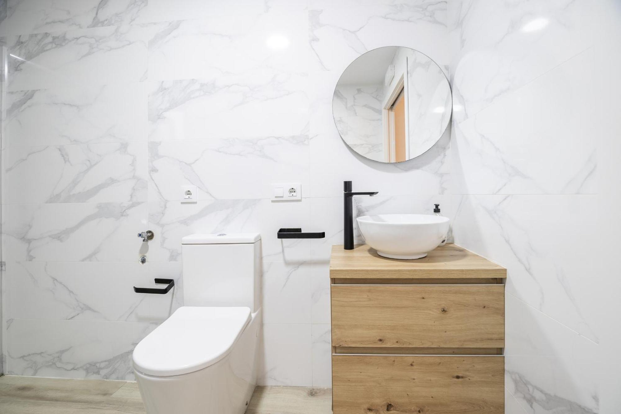 Ln4 - Loft Espacioso Y Acogedor Estudio Cerca Del Metro Zona Ayora Apartamento