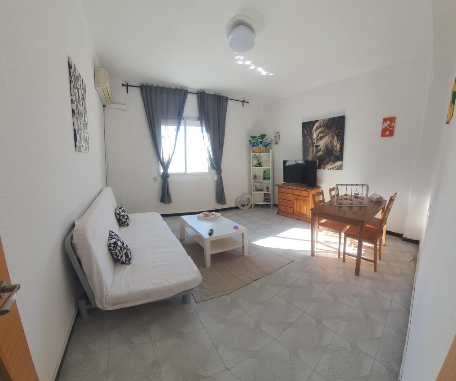Habitación en casa particular Individual En Vivienda Compartir Recien Reformada *