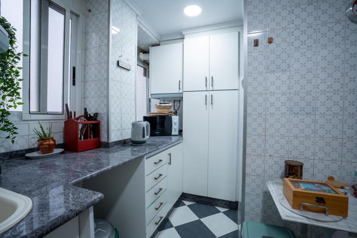 Apartamento Piso Luminoso Y Conectado, A 5 Min De La Ciudad De Artes Valencia