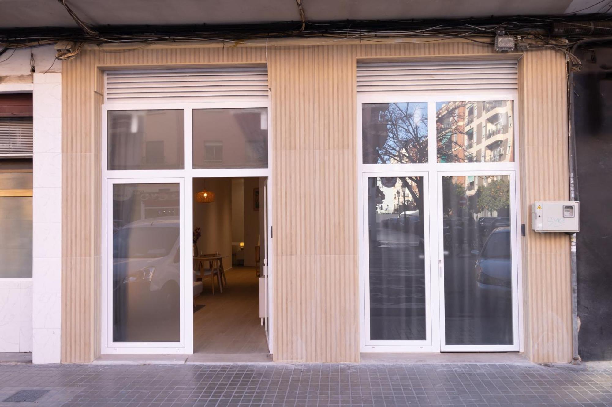 New! Luxury & Close To Metro! Between & Center Apartamento *