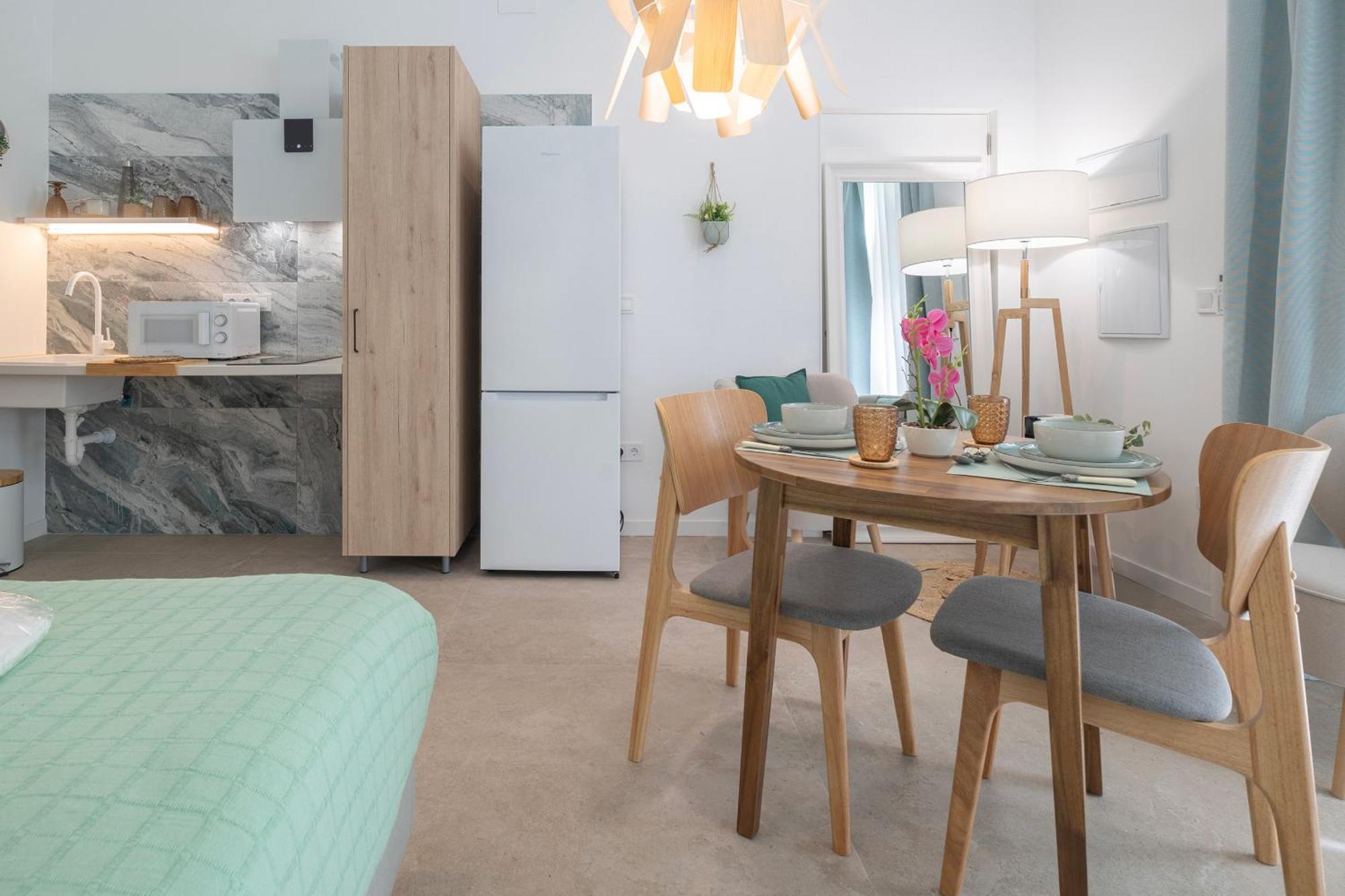 Apartamento If - Loft Estudios Encantadores Y Bien Conectados En Zona Residencial Malilla Valencia