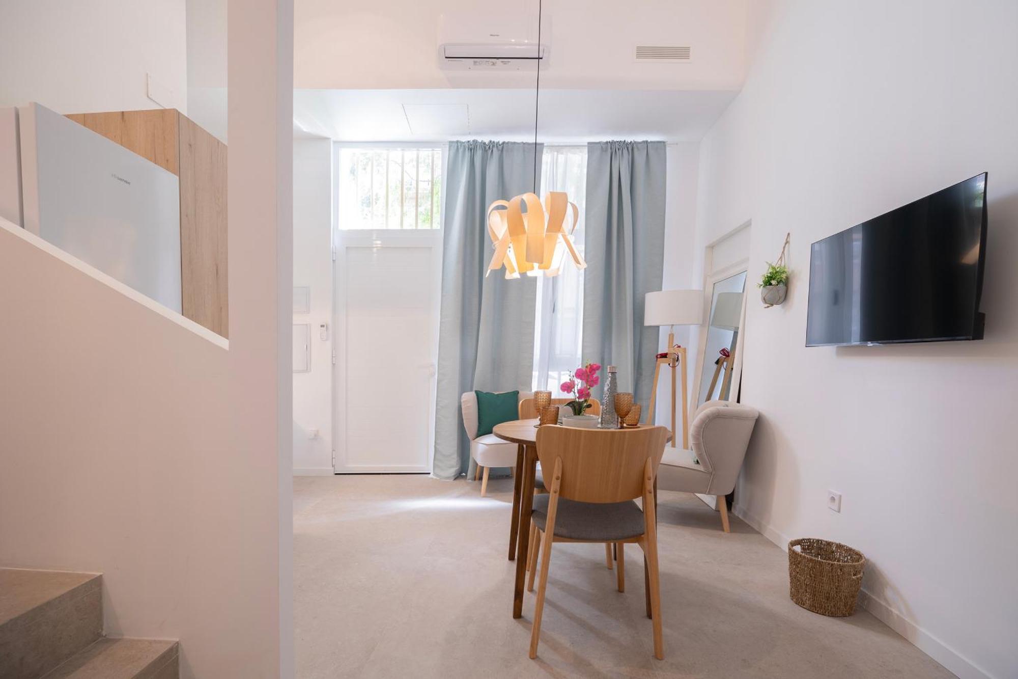 Apartamento If - Loft Estudios Encantadores Y Bien Conectados En Zona Residencial Malilla Valencia