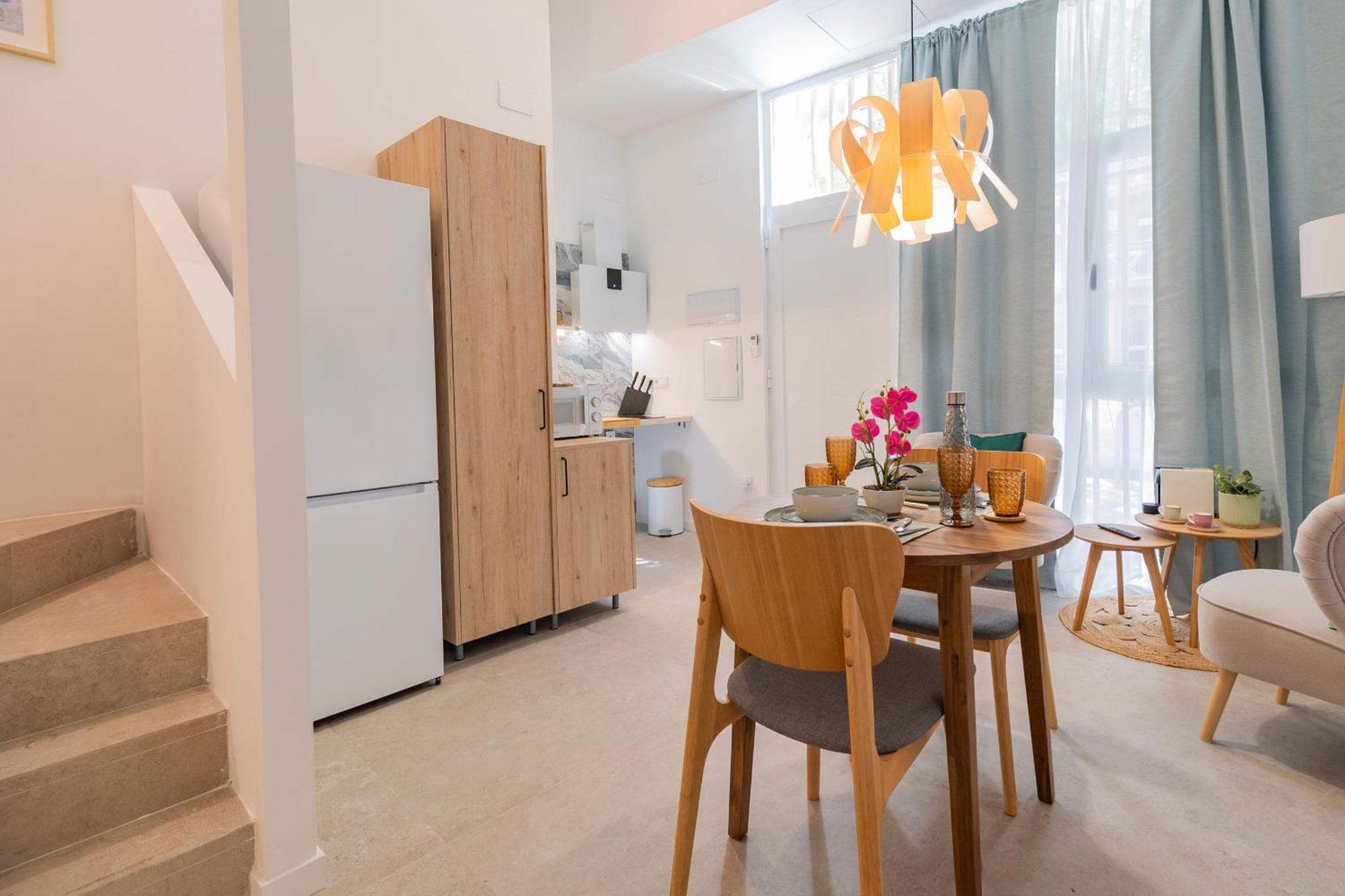 If - Loft Estudios Encantadores Y Bien Conectados En Zona Residencial Malilla Apartamento