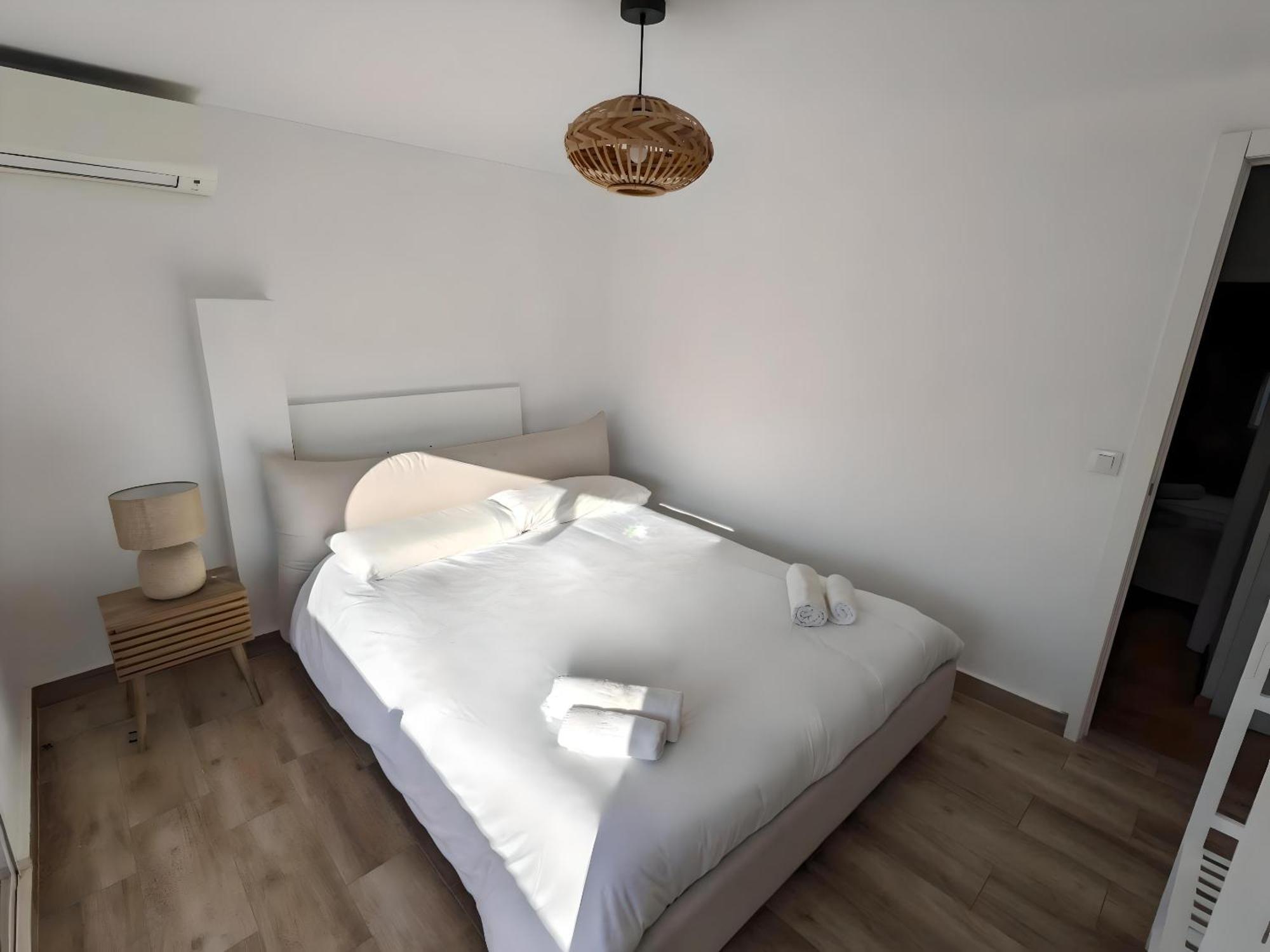 Apartamento Increible Atico Con Terraza En El Centro De Valencia