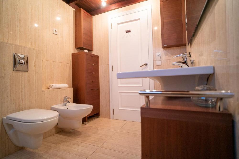 Apartamento Increible Atico Con Terraza En El Centro De