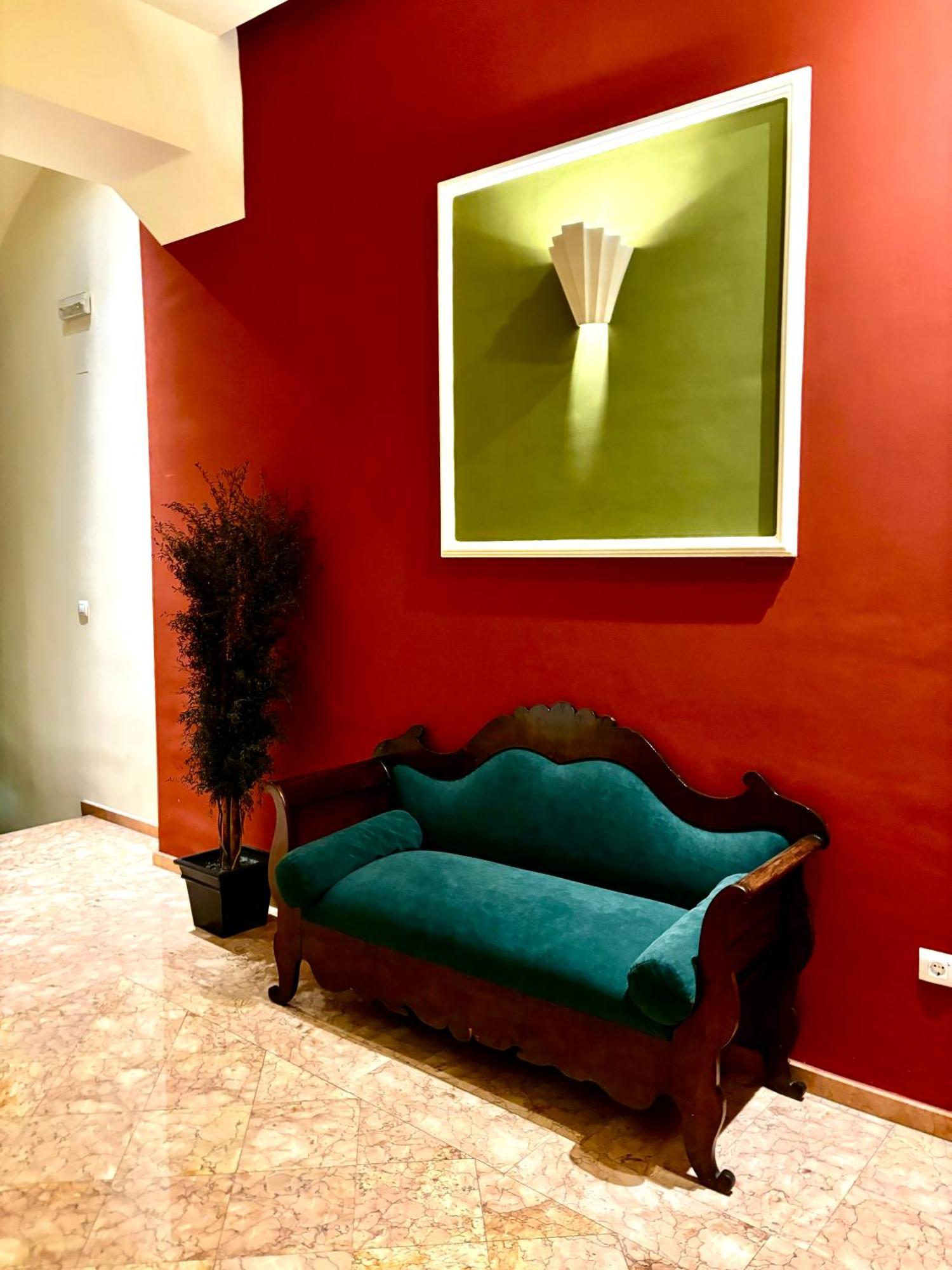 Apartamento Travel Habitat Lonja De La Seda De *
