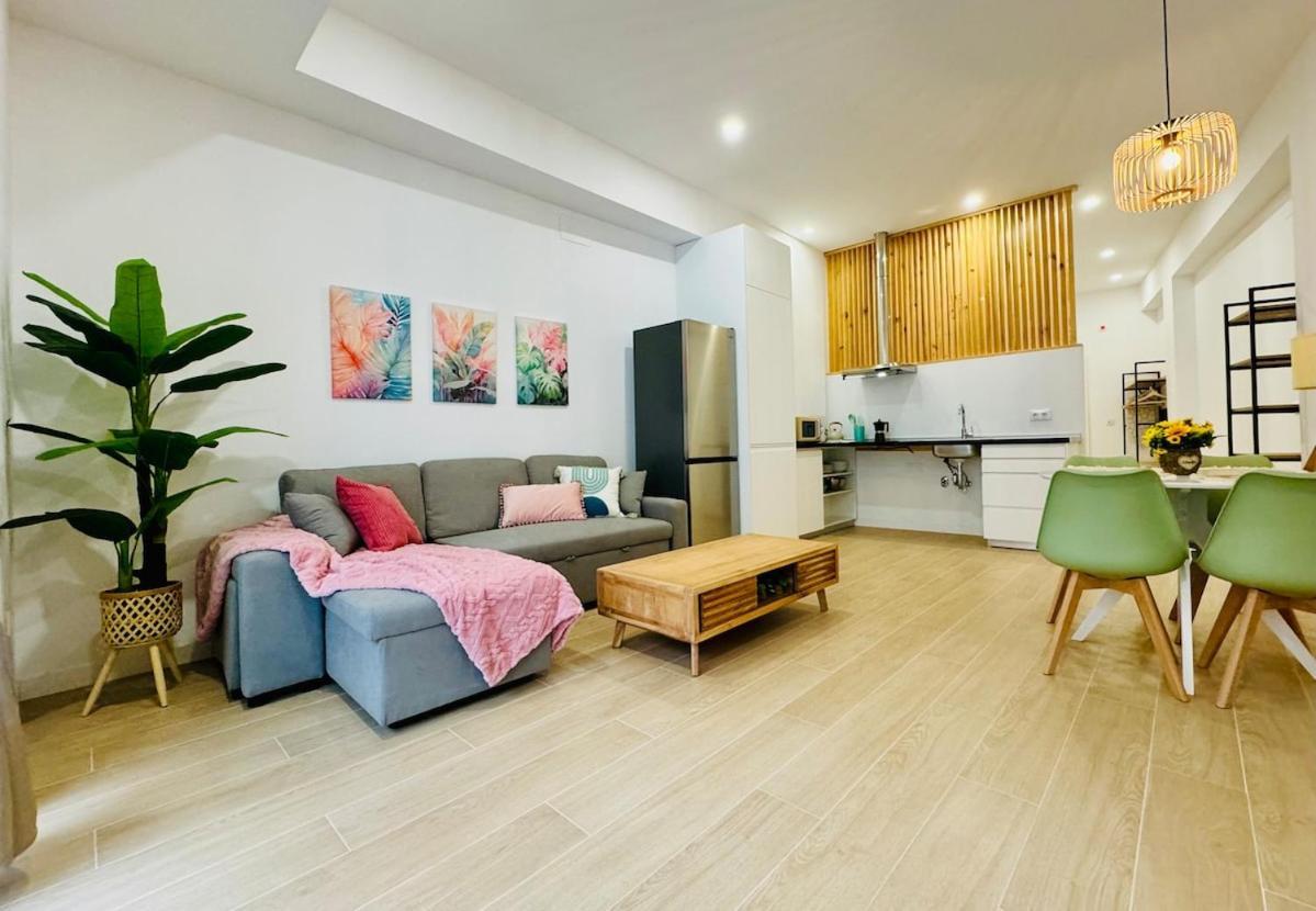 Loft 2 - Space & Conform Close To Center *
