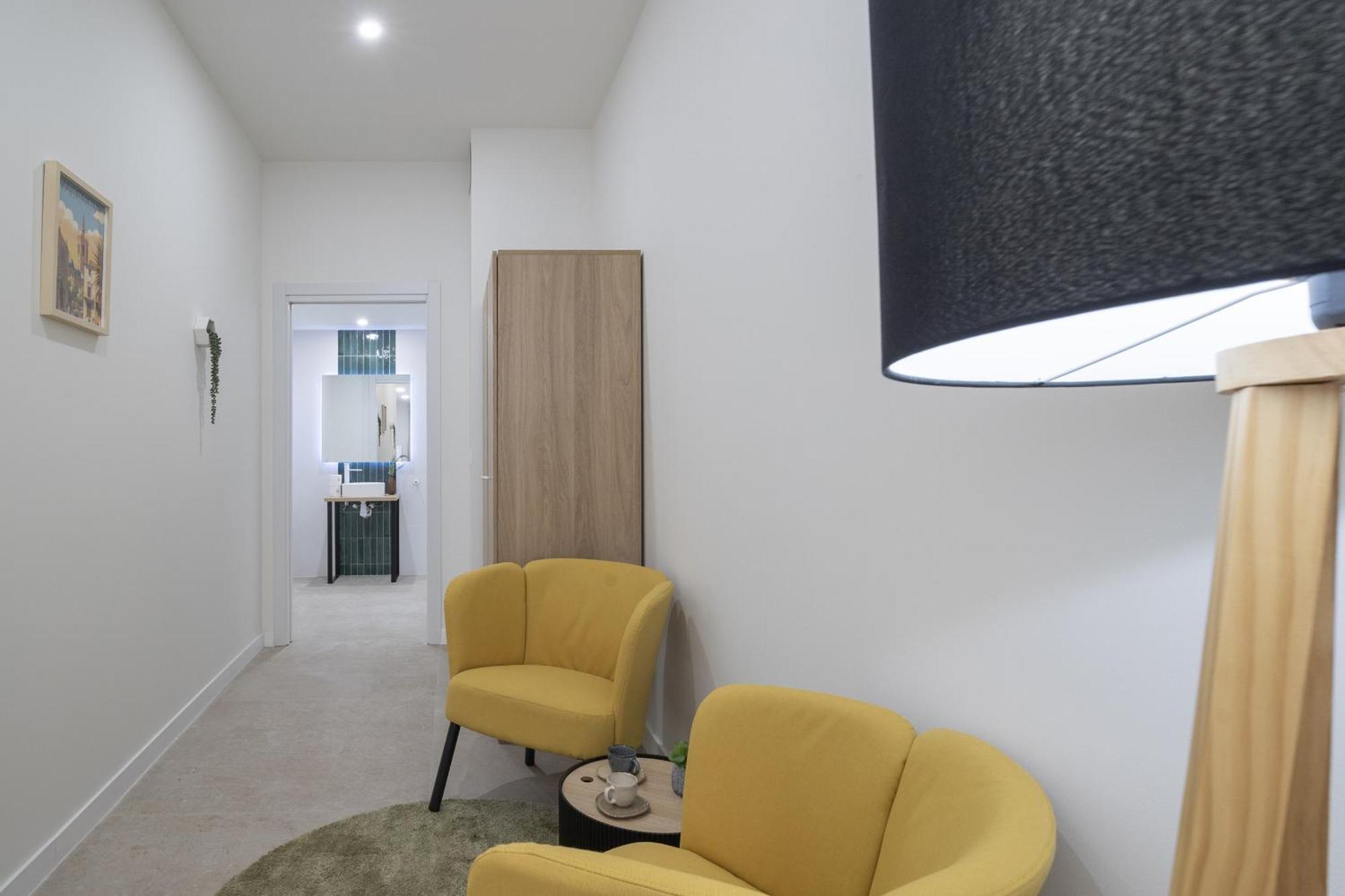 Rmz31 Loft - Espacioso Y Acogedor Estudio Con Terraza En Zona Ayora * Valencia