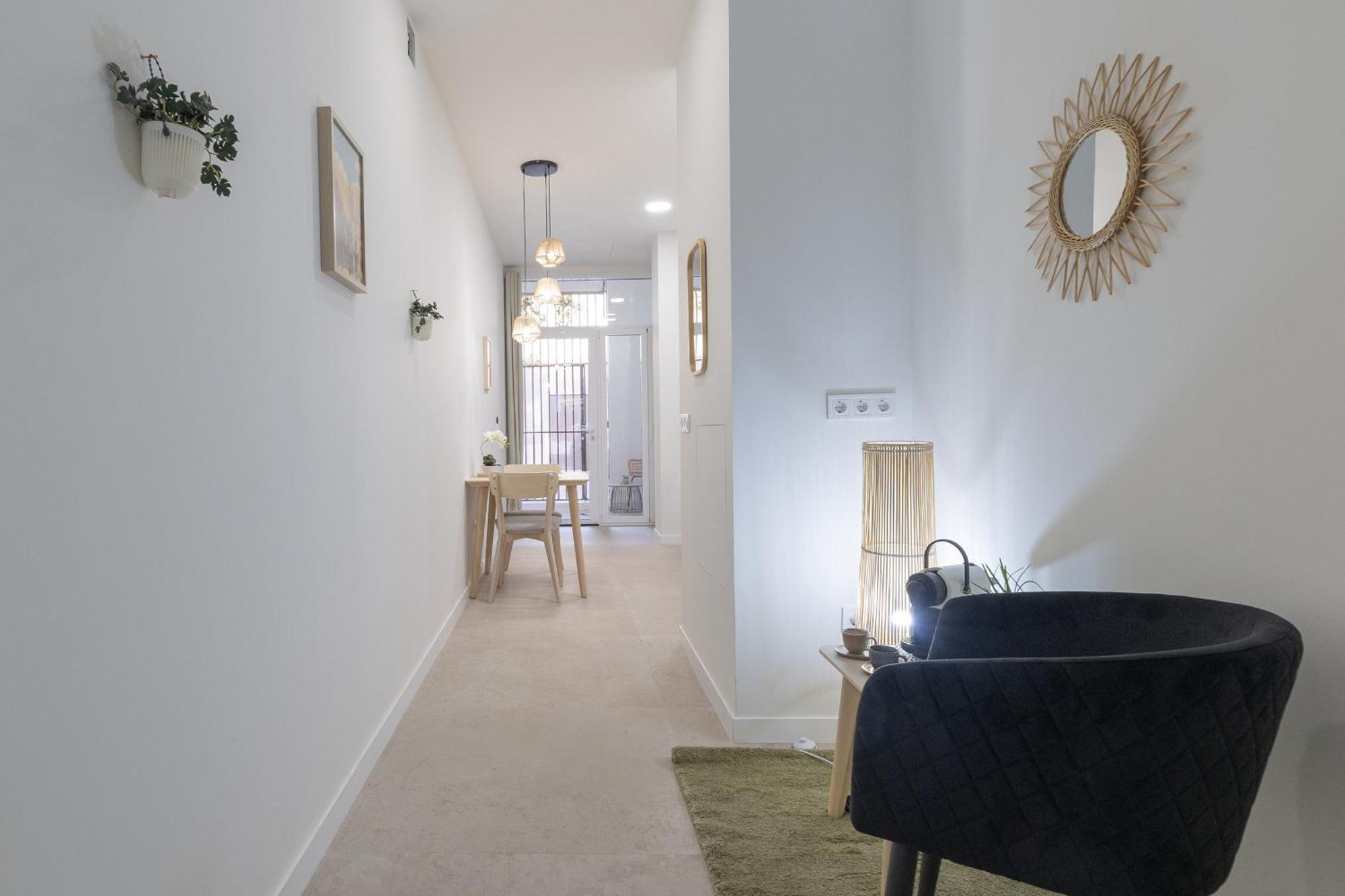 Apartamento Rmz31 Loft - Espacioso Y Acogedor Estudio Con Terraza En Zona Ayora *