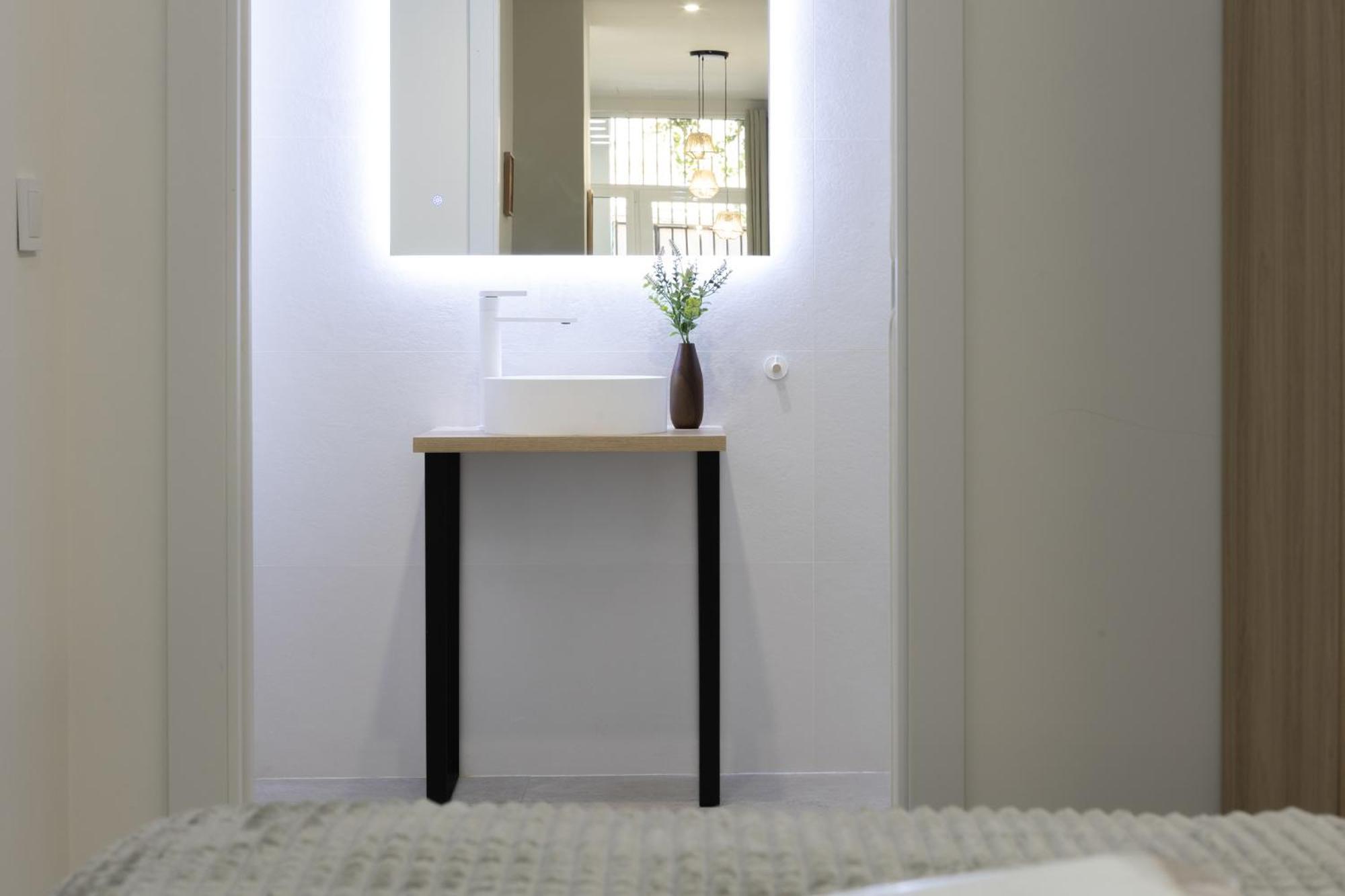 Rmz31 Loft - Espacioso Y Acogedor Estudio Con Terraza En Zona Ayora