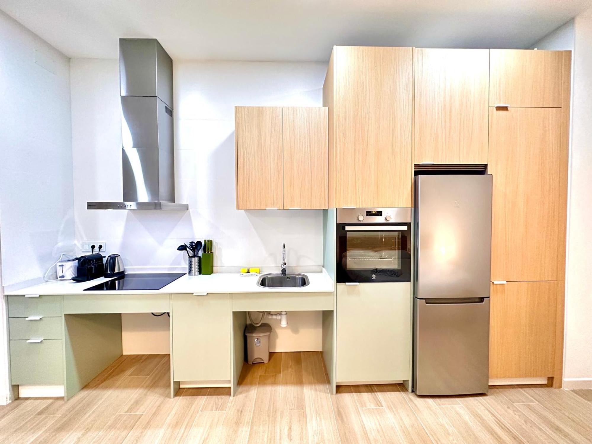 Valentia Beachside Modern Style Apartamento