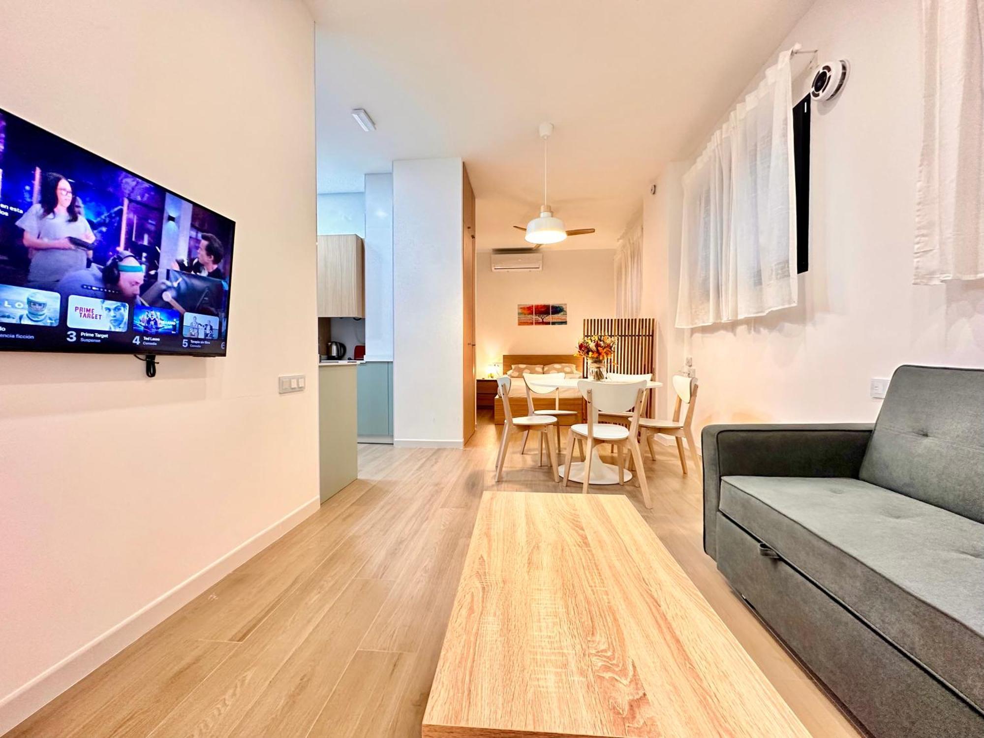 Valentia Beachside Modern Style