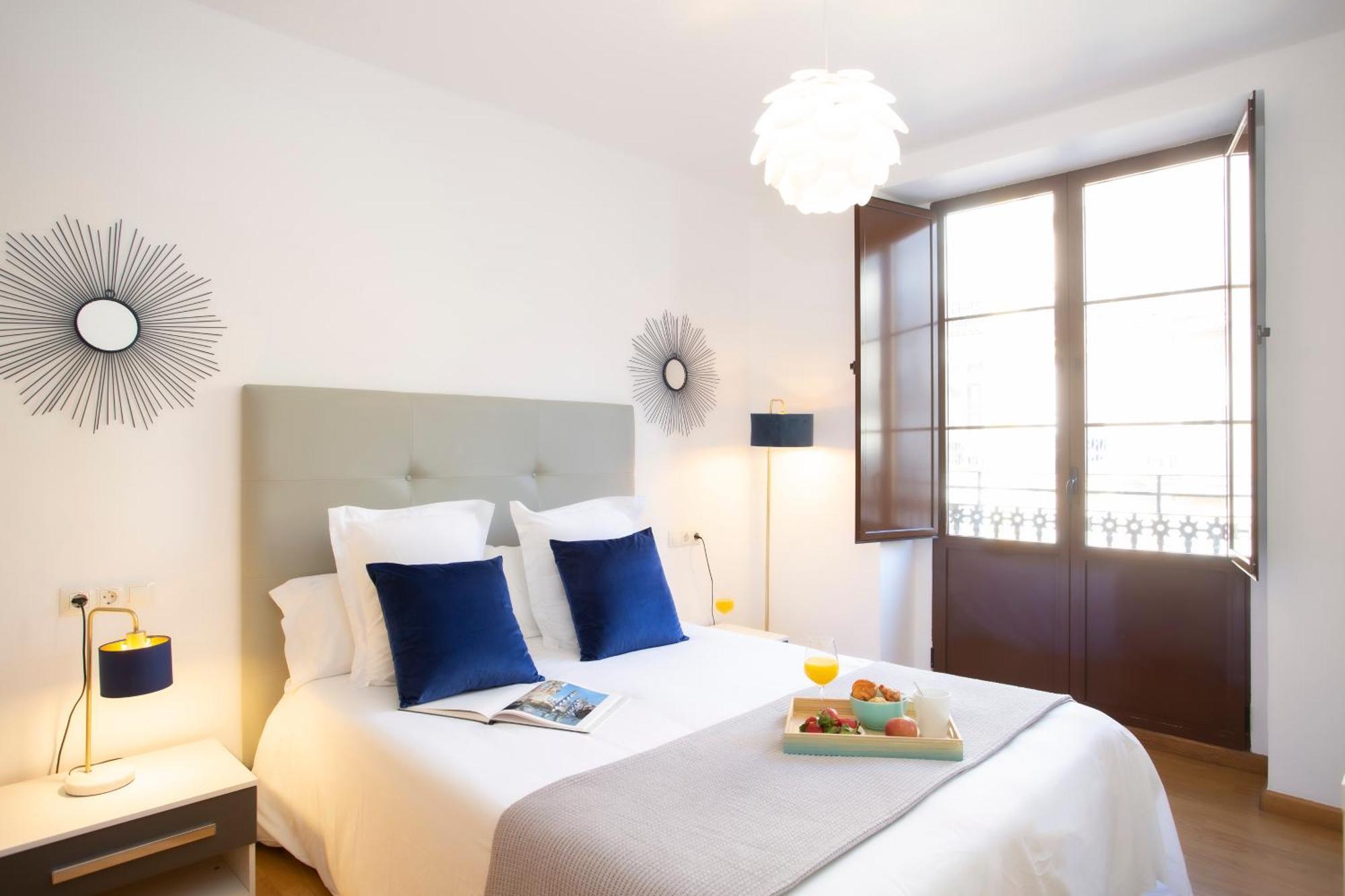 Apartment Singularstays Center
