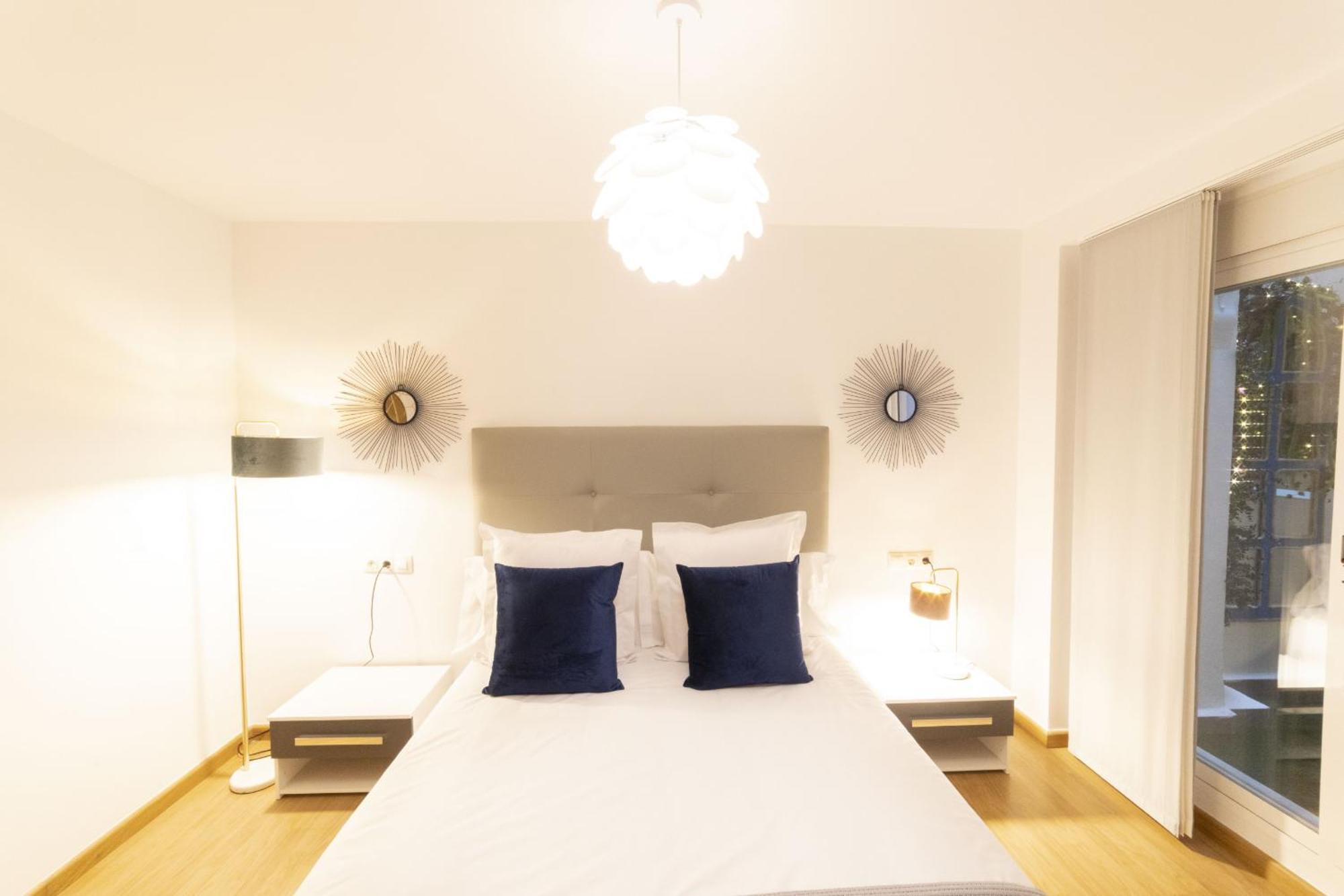Apartment Singularstays Center *