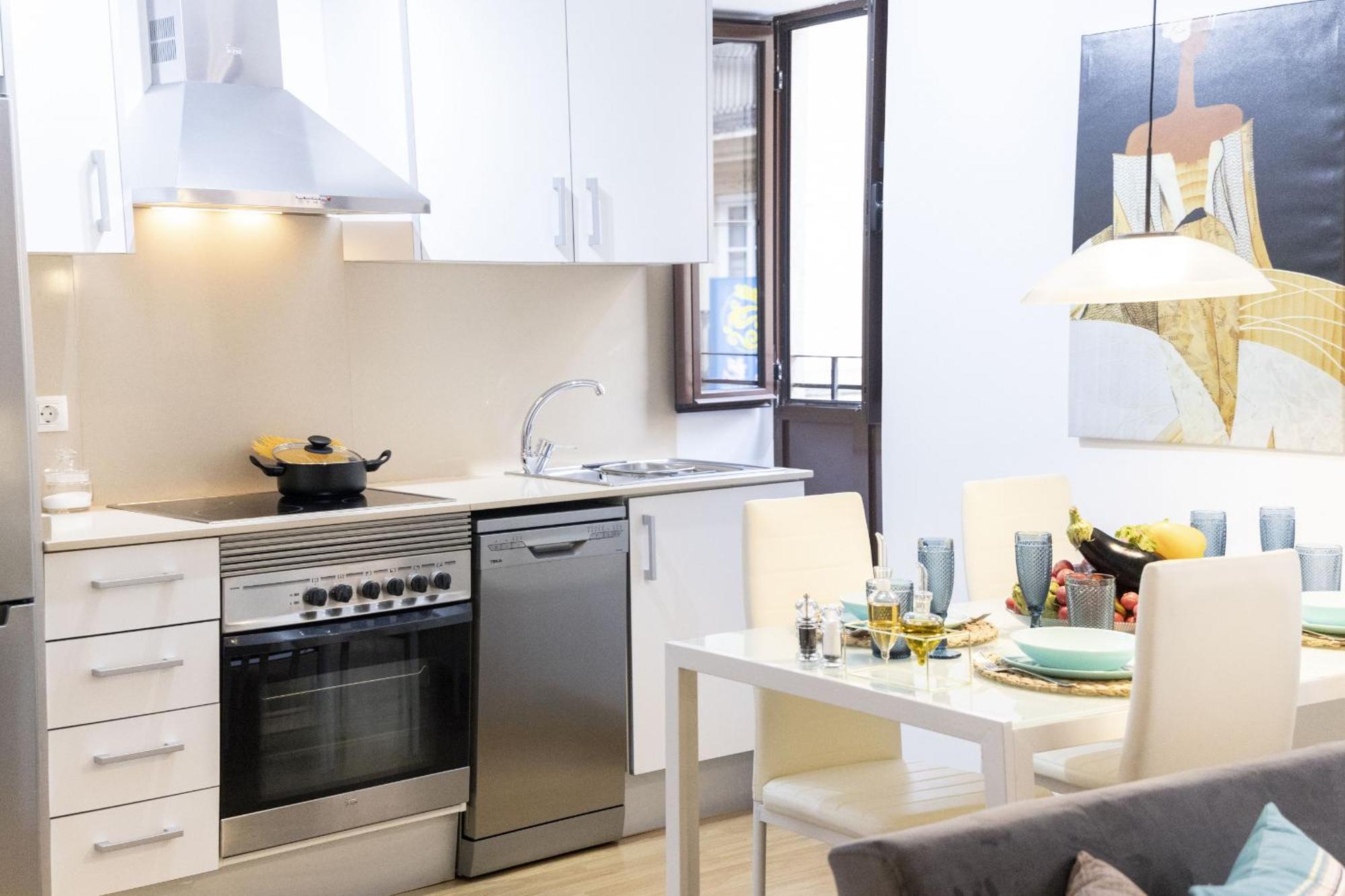 Singularstays Center Apartment *