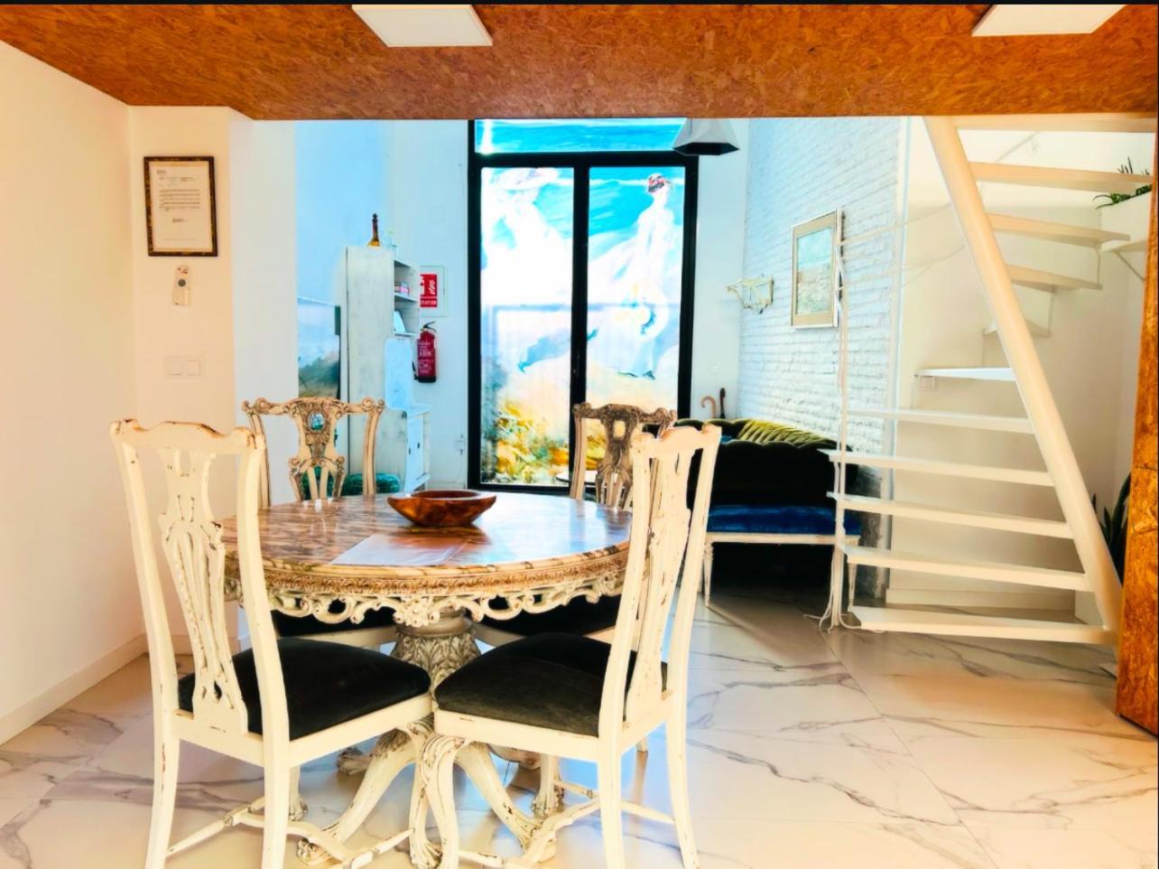 Loft Con Mucha Luz En El Centro Barrio Ruzafa * Valencia