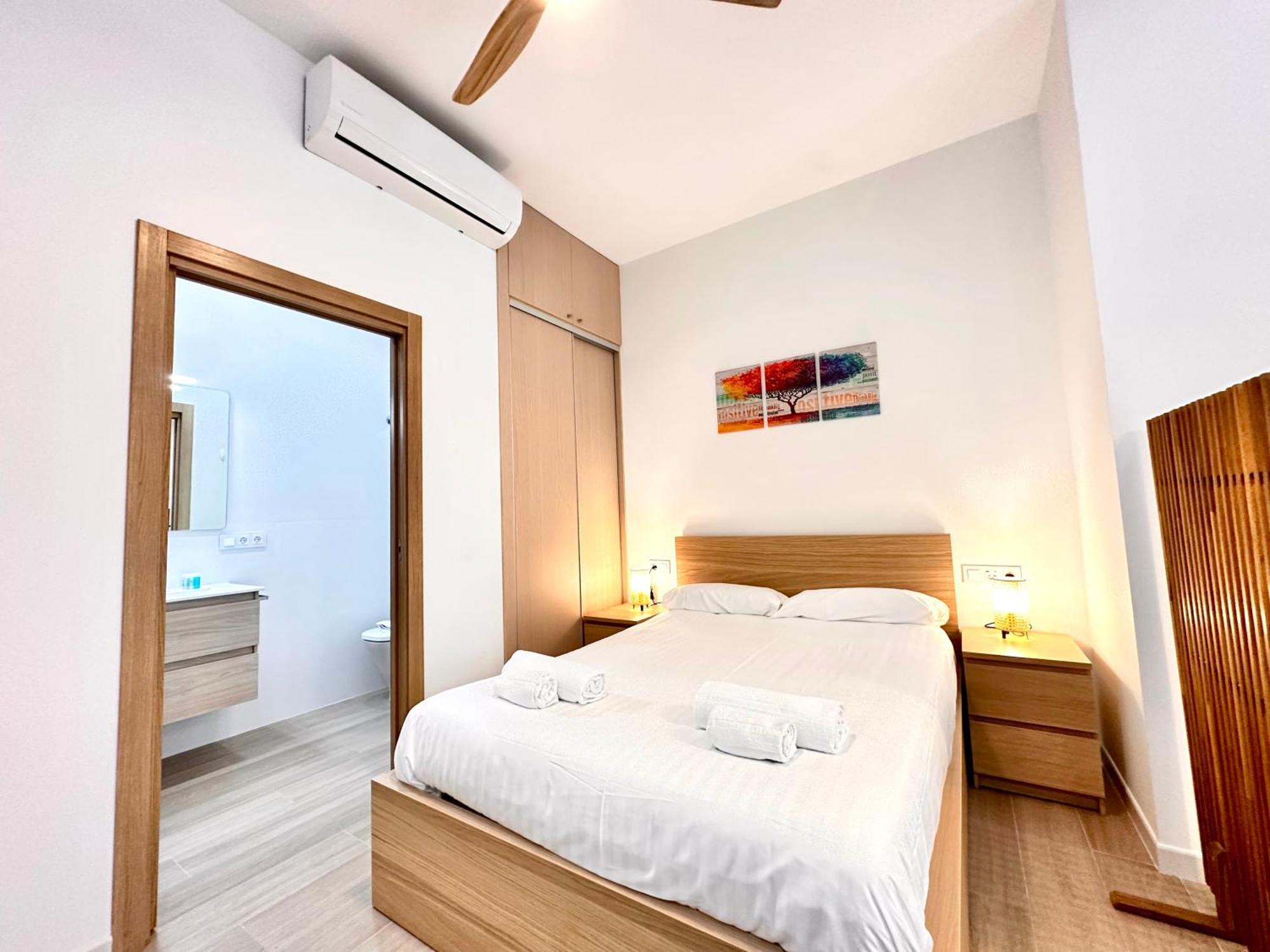 Valentia Beachside Modern Style Apartamento