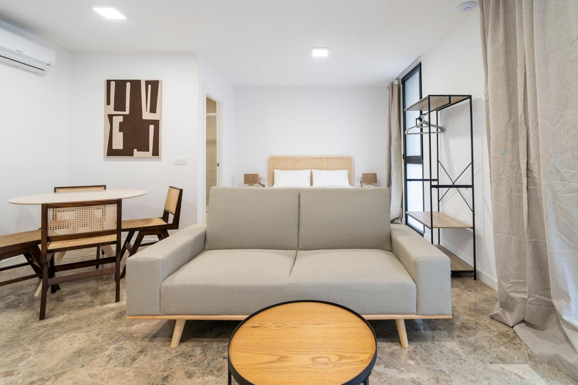 Vlc Host - Tamarit Apartamento