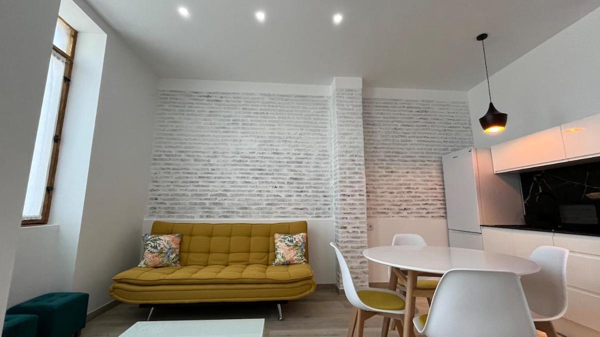 Apartment Salabert *