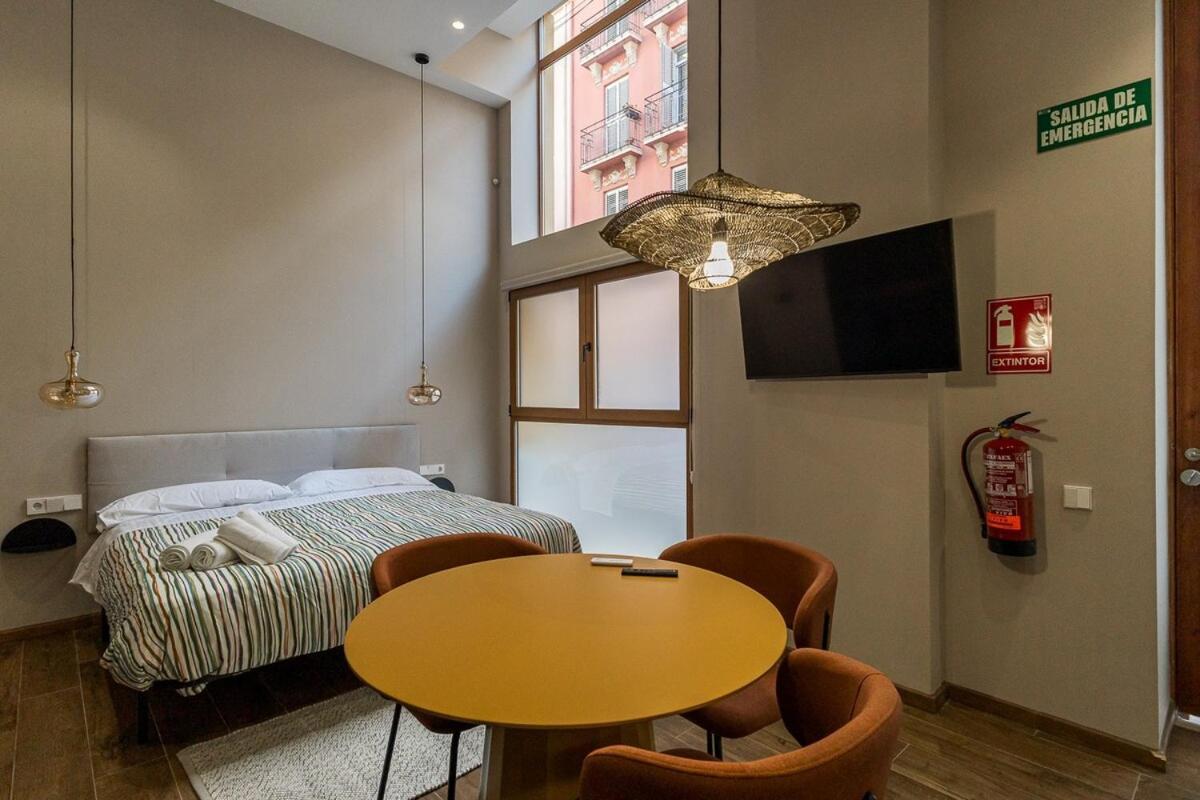 Premium By The Turia River 3 *