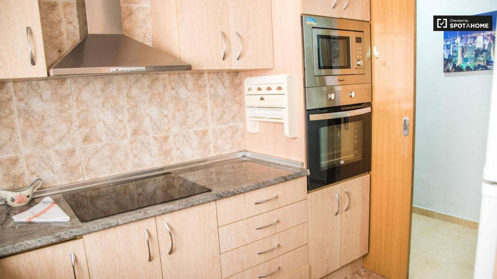 Apartmentsuitespain Economy Apartment