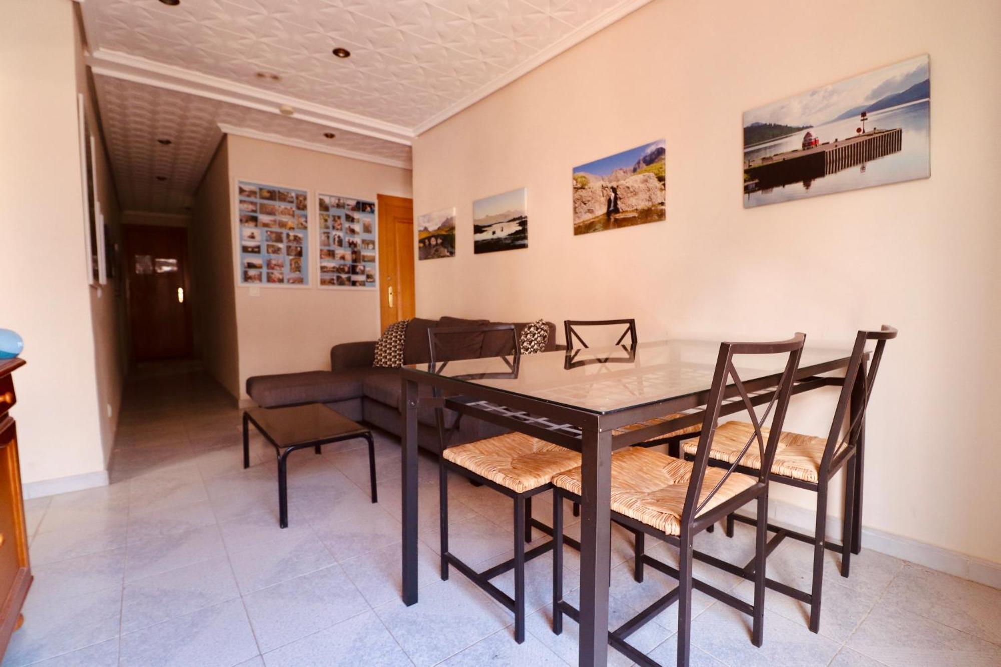 2 Bed Apartment, Great Location, 500m From Apartamento Valencia