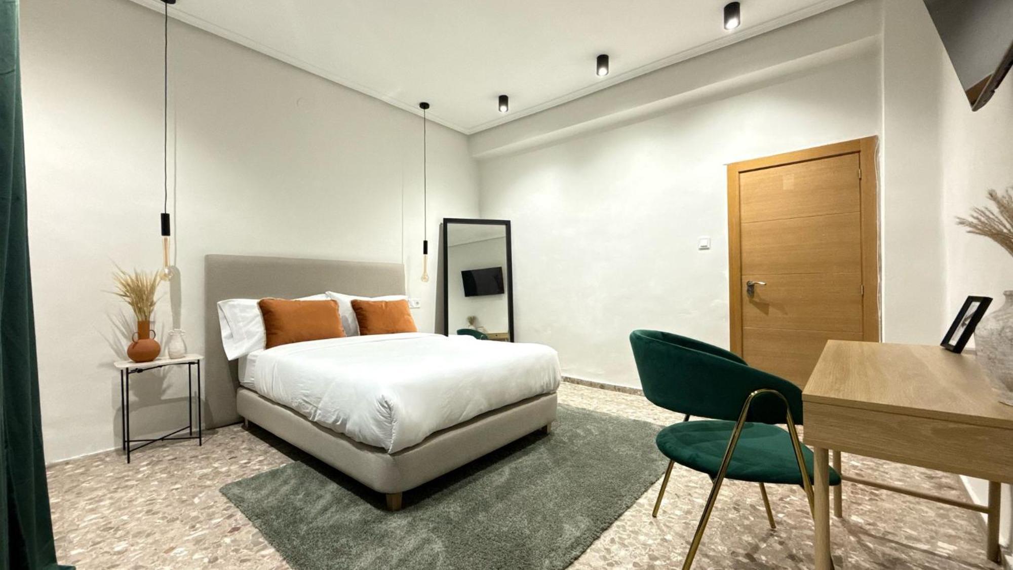 Valencia, Netflix, 4 Mins Walk To The Habitación en casa particular