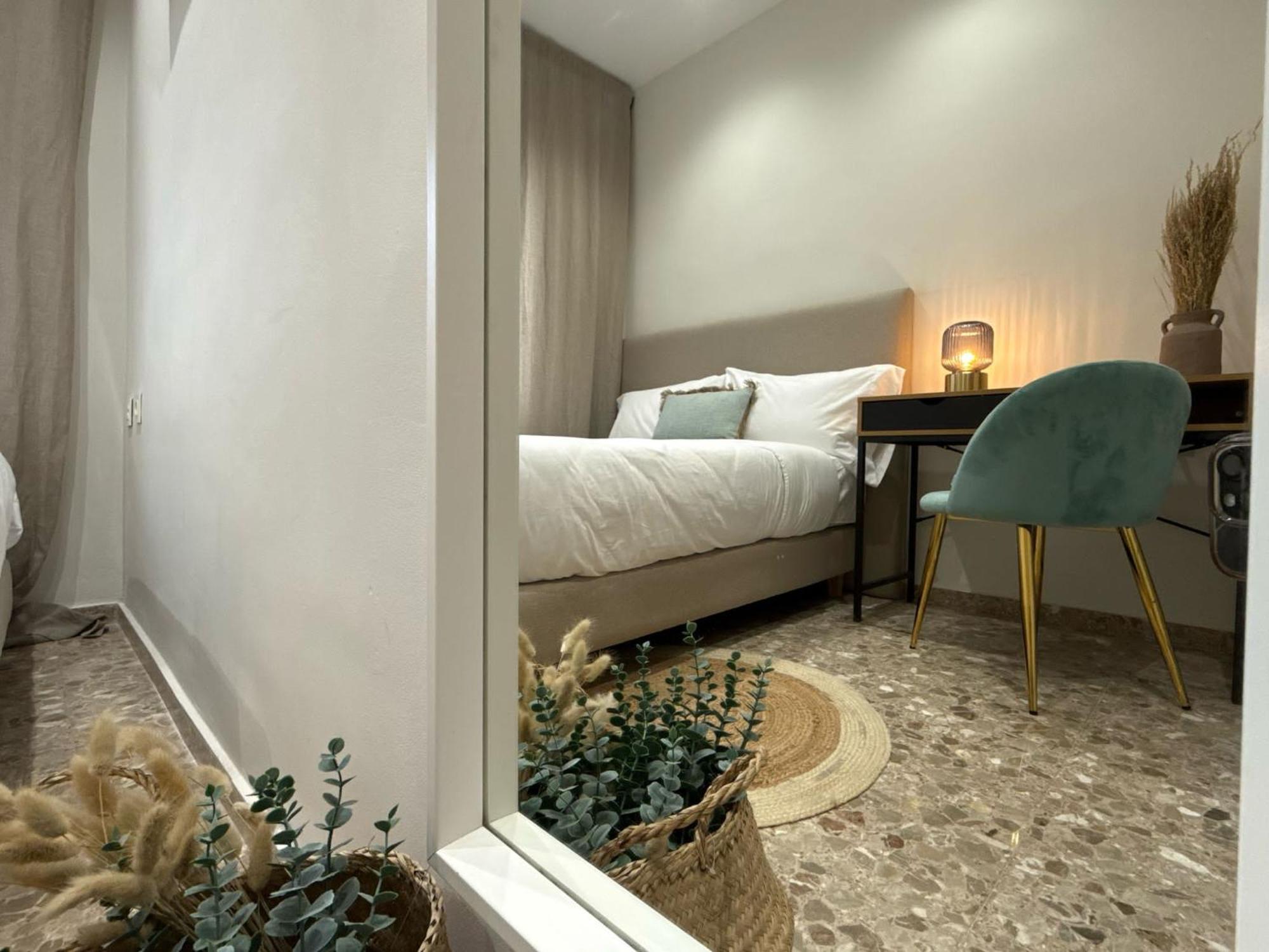 Valencia, Netflix, 4 Mins Walk To The Habitación en casa particular *