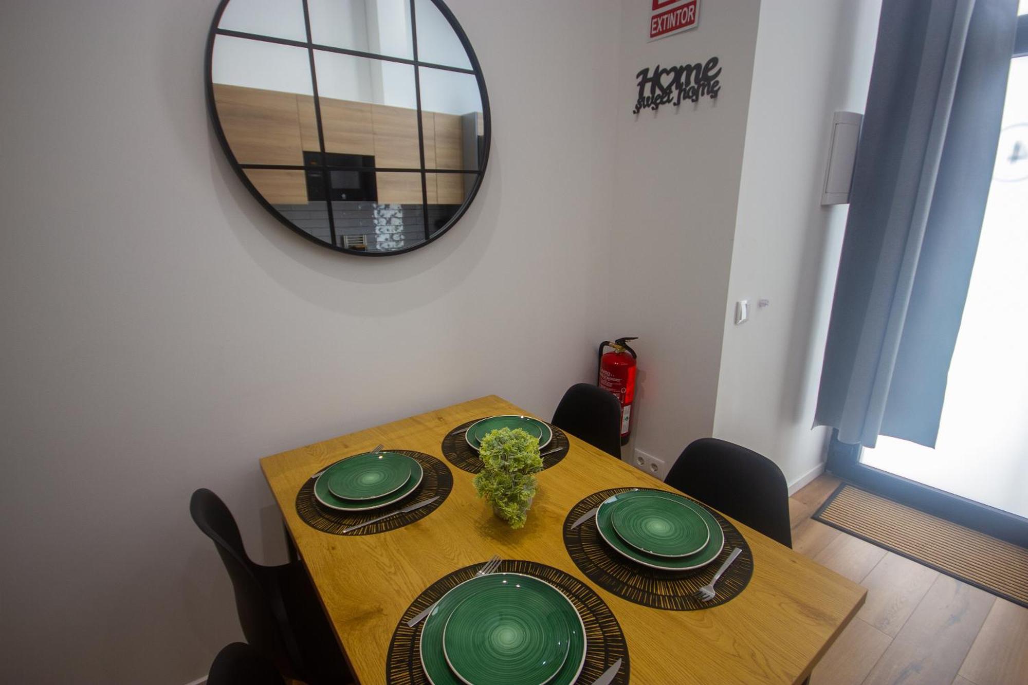 2 Apartment *