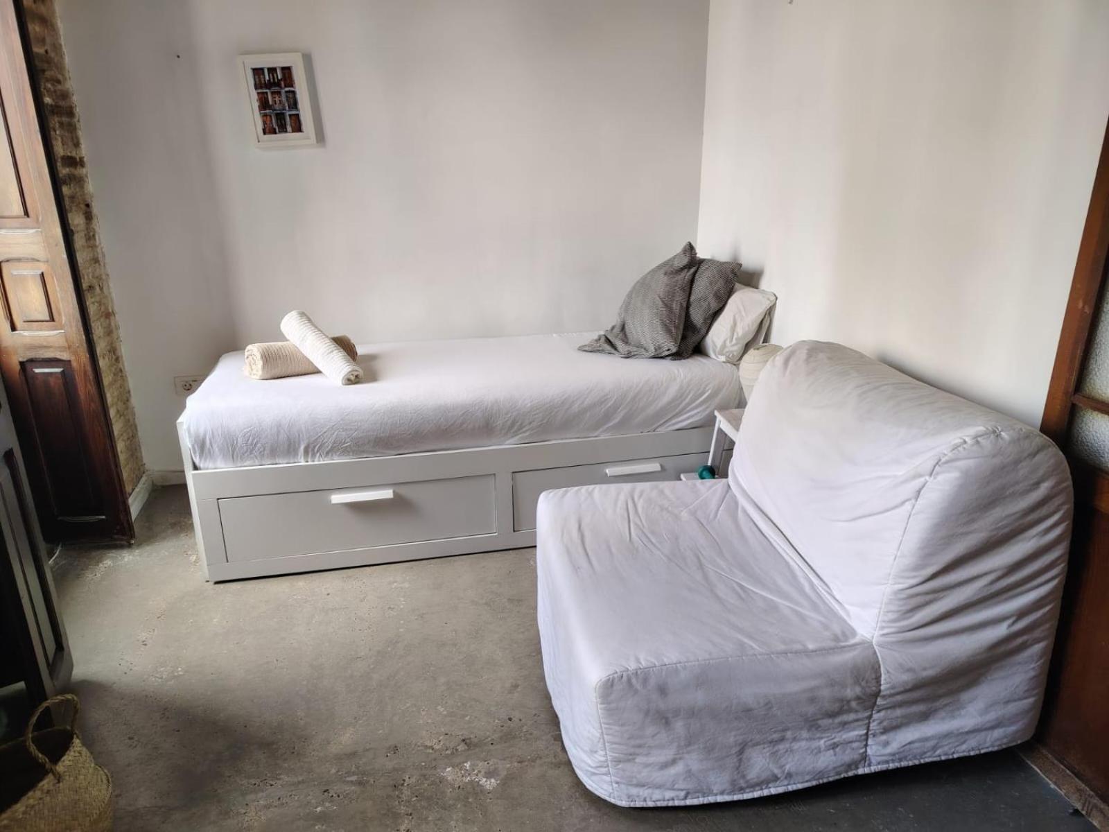 Cozy Loft Style In El Cabanyal