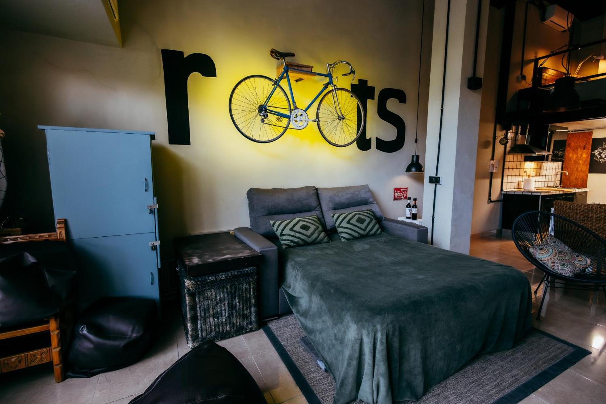 Ruzafa Roots, 12 Min To Centre, Smart Tv, Wine Apartamento