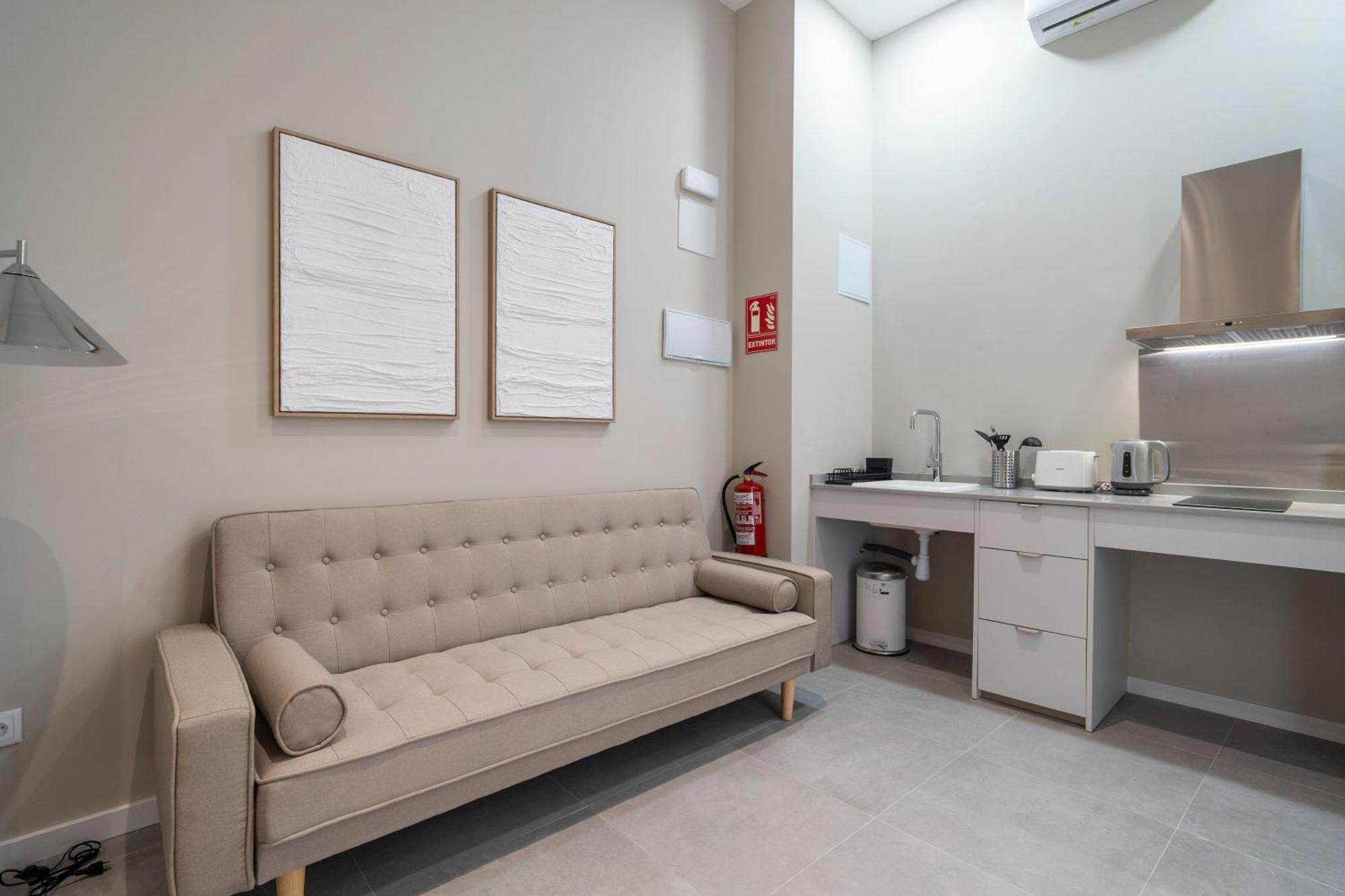 Apartahotel Vlc Host - Sumsi