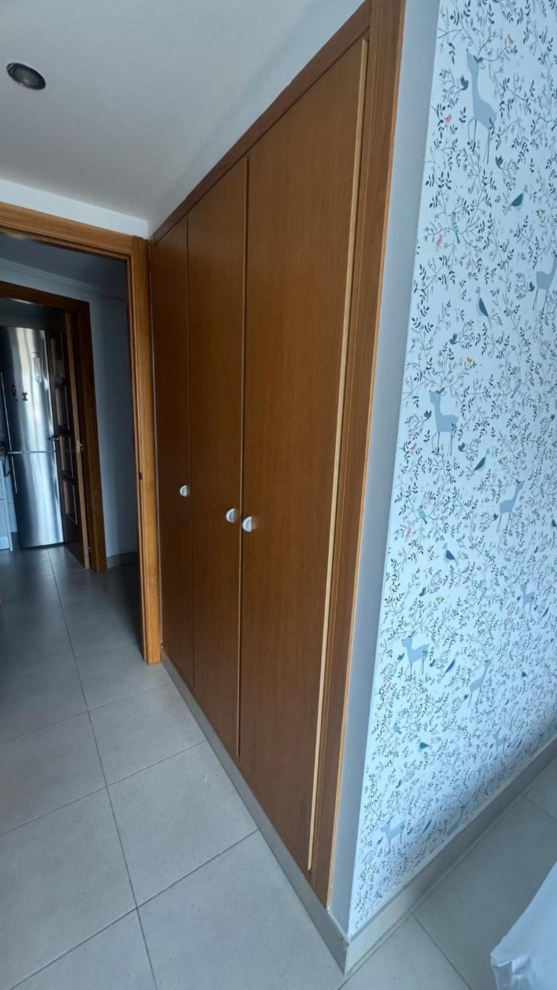 300 M From The ,parking , Breakfast Apartamento Valencia