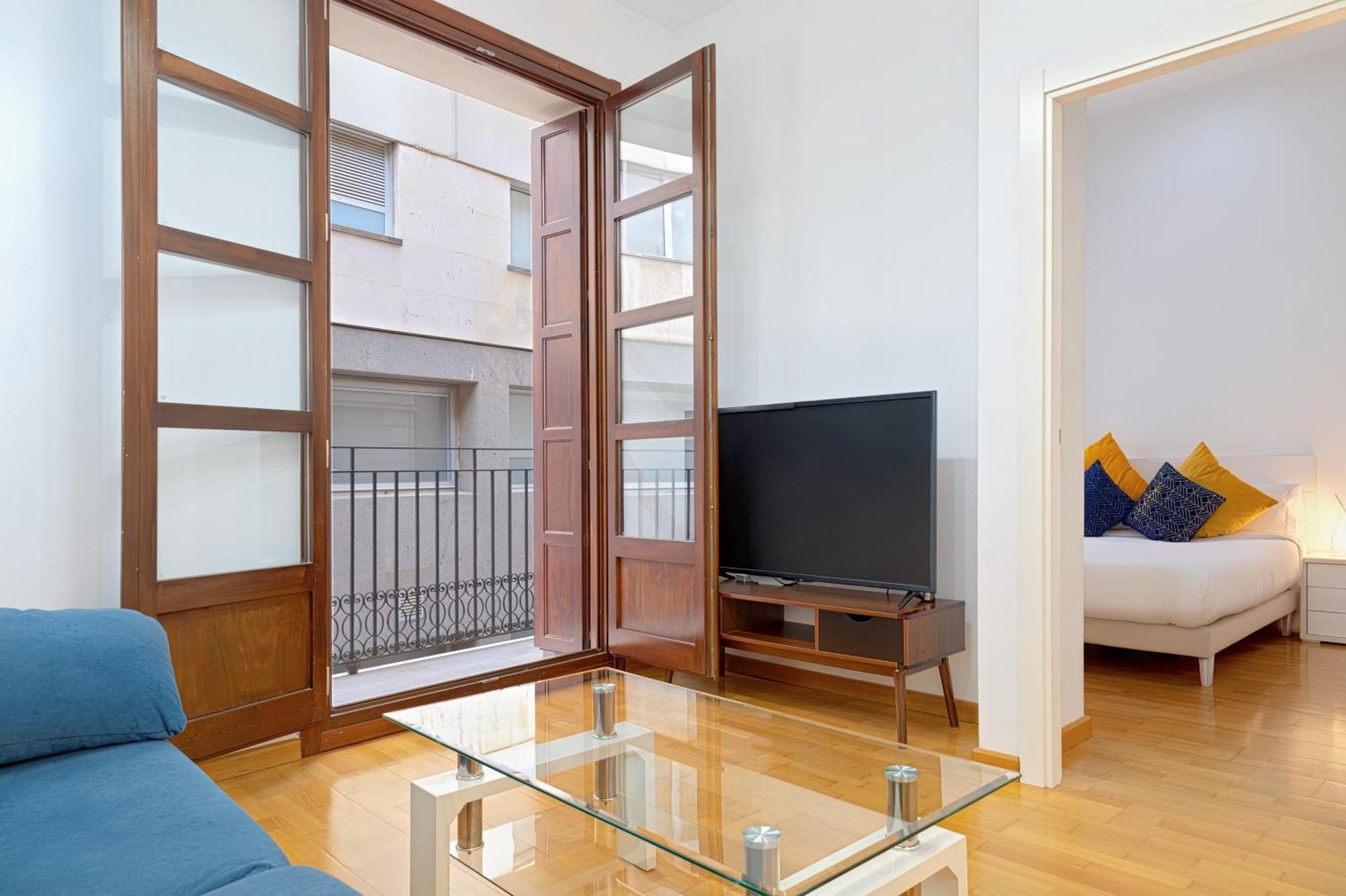 Market Apartment