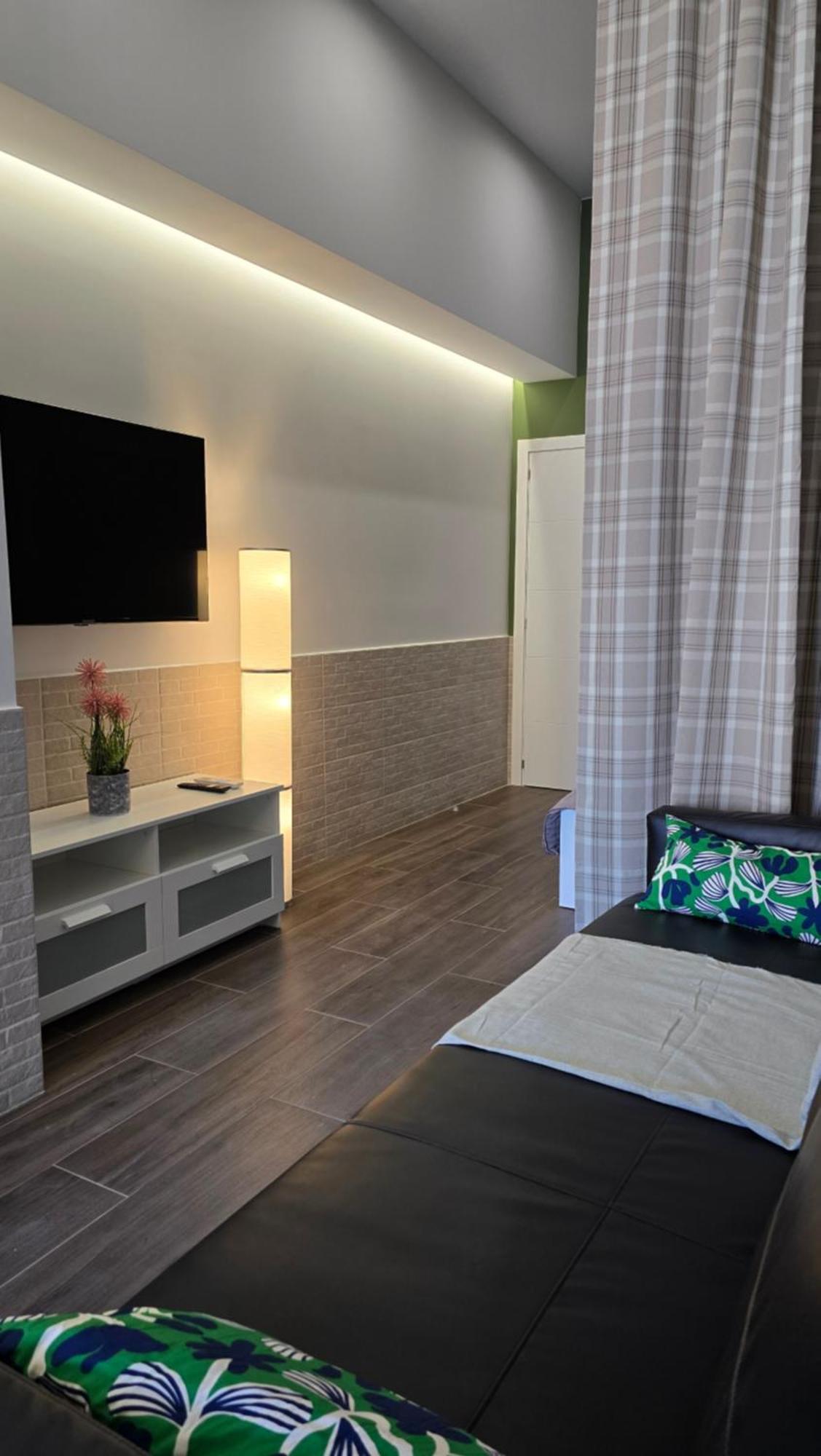 Apartamento Legacy Modern Suits