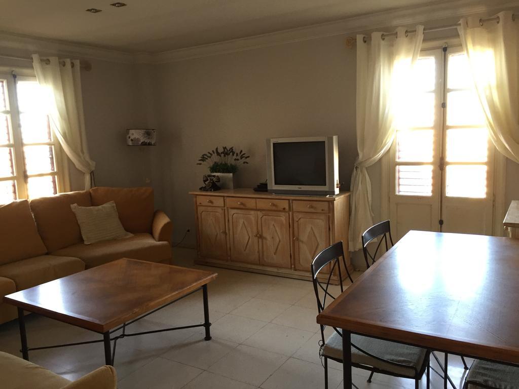 Felipe Valls Apartamento *