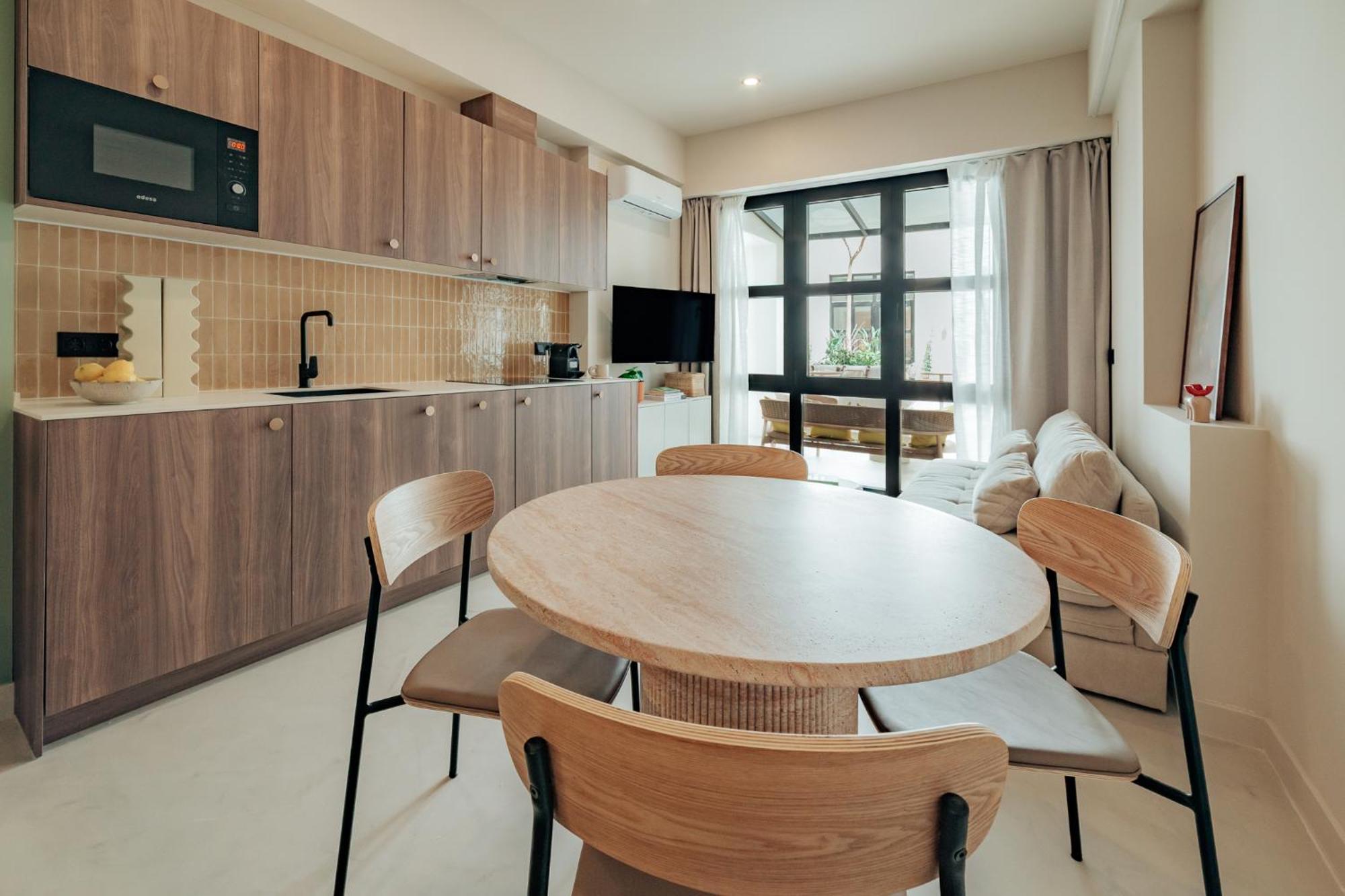 Apartahotel The Atelier Lofts *