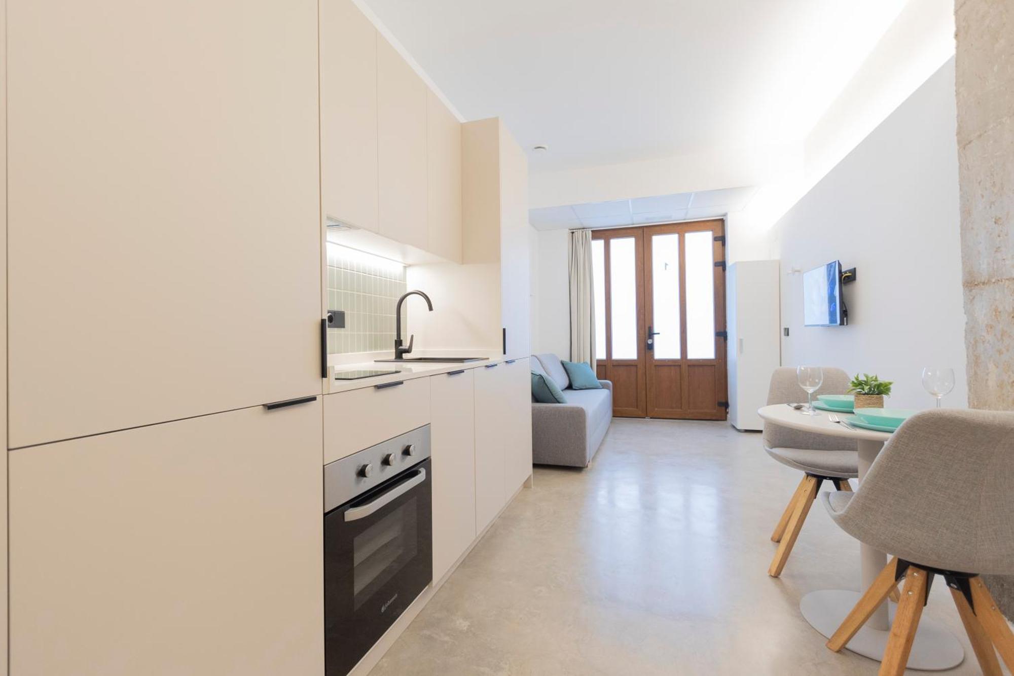 Blue Chopin Apartment *