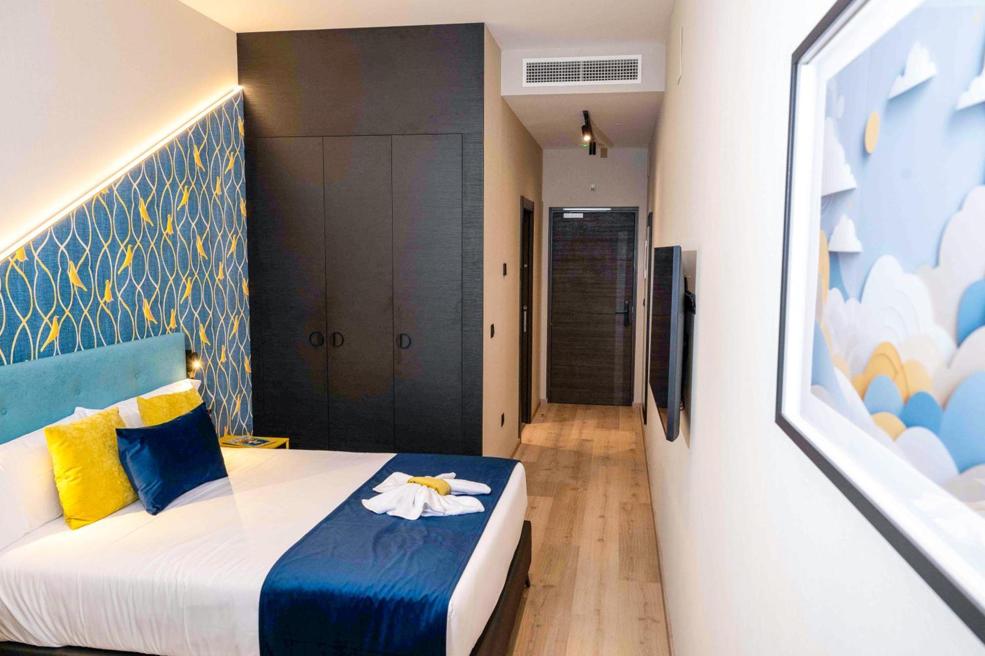 Pathos By Mimood Aparthotel