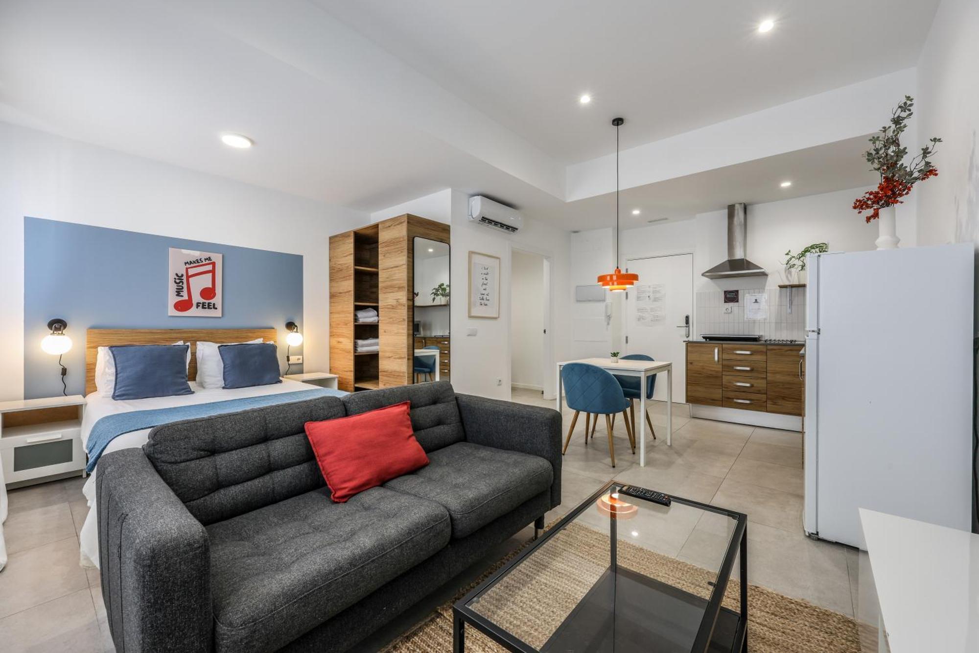 Acogedor Estudio A Metros De La Playa, Con Zonas Comunes Y Terraza 3b