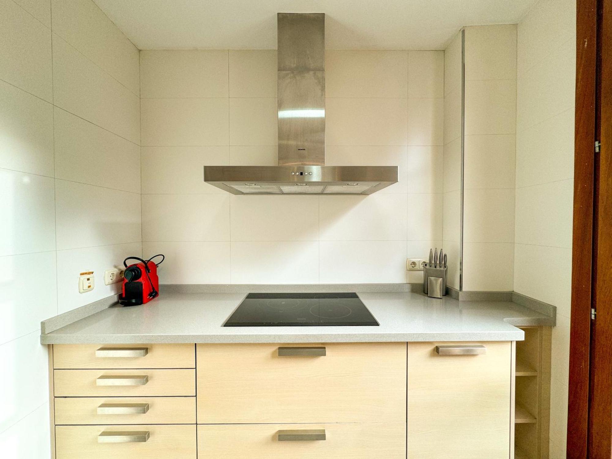 Moderno En La Plaza Del Tossal Apartment