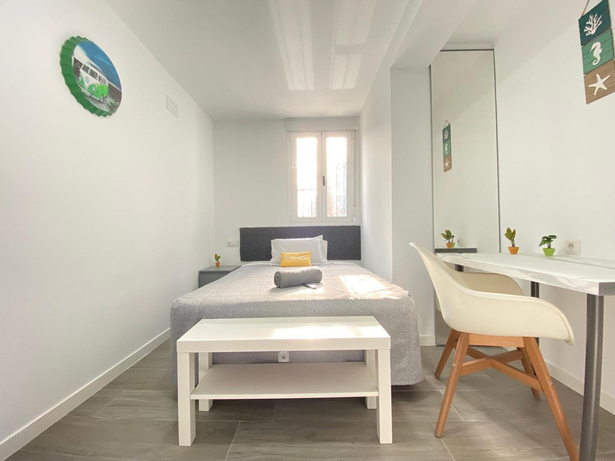 Gypsy Budget Shared Flat Homestay Valencia