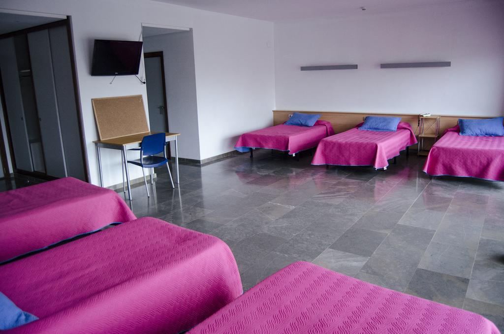 Residencia La Petxina Hotel 2*