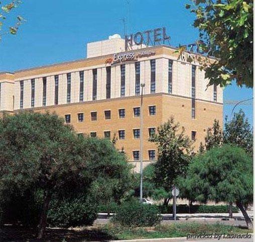 Express Ciudad De Ciencias, An Ihg Hotel Valencia