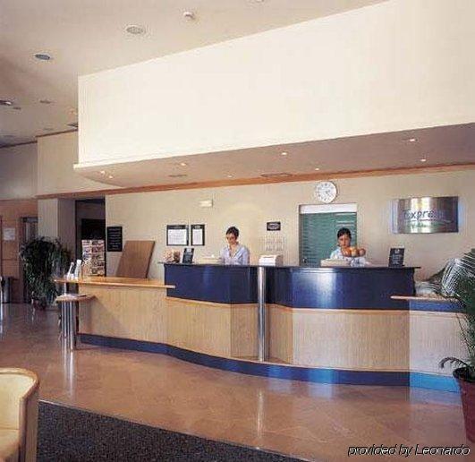 Express Ciudad De Ciencias, An Ihg Hotel
